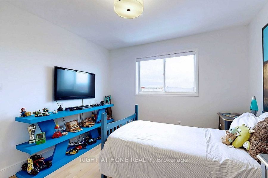 1269 Gina Street Property Photo 17