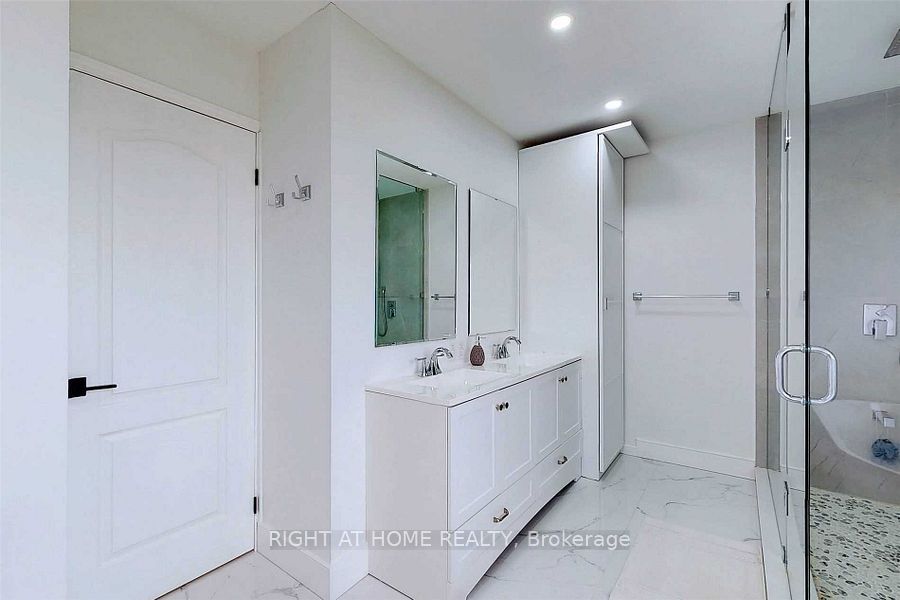 1269 Gina Street Property Photo 20