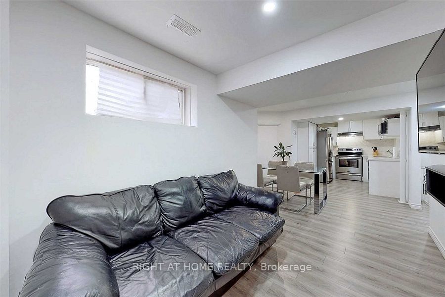 1269 Gina Street Property Photo 23