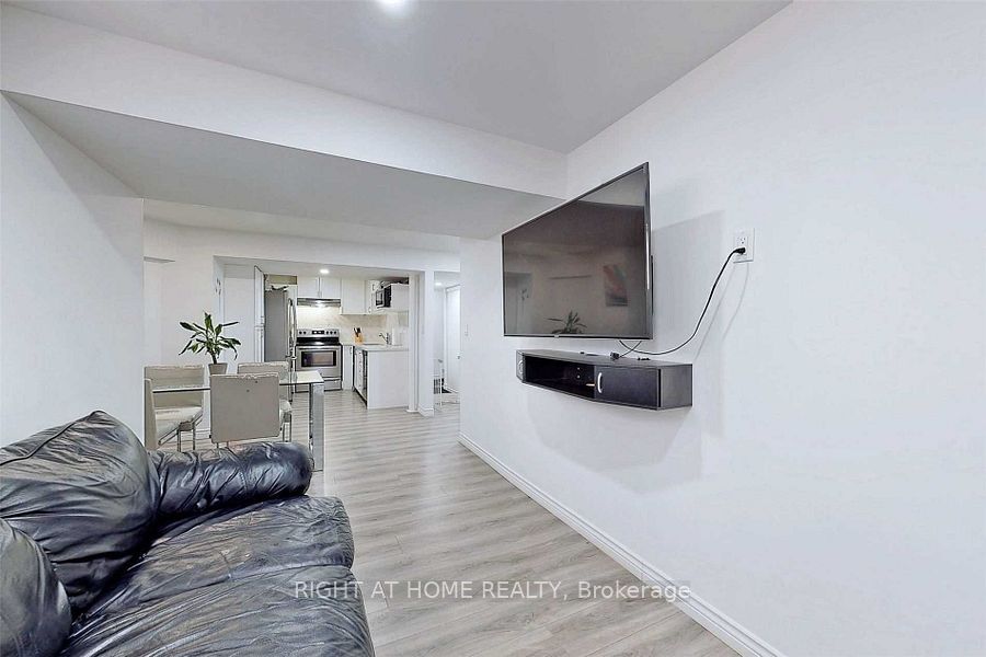 1269 Gina Street Property Photo 24