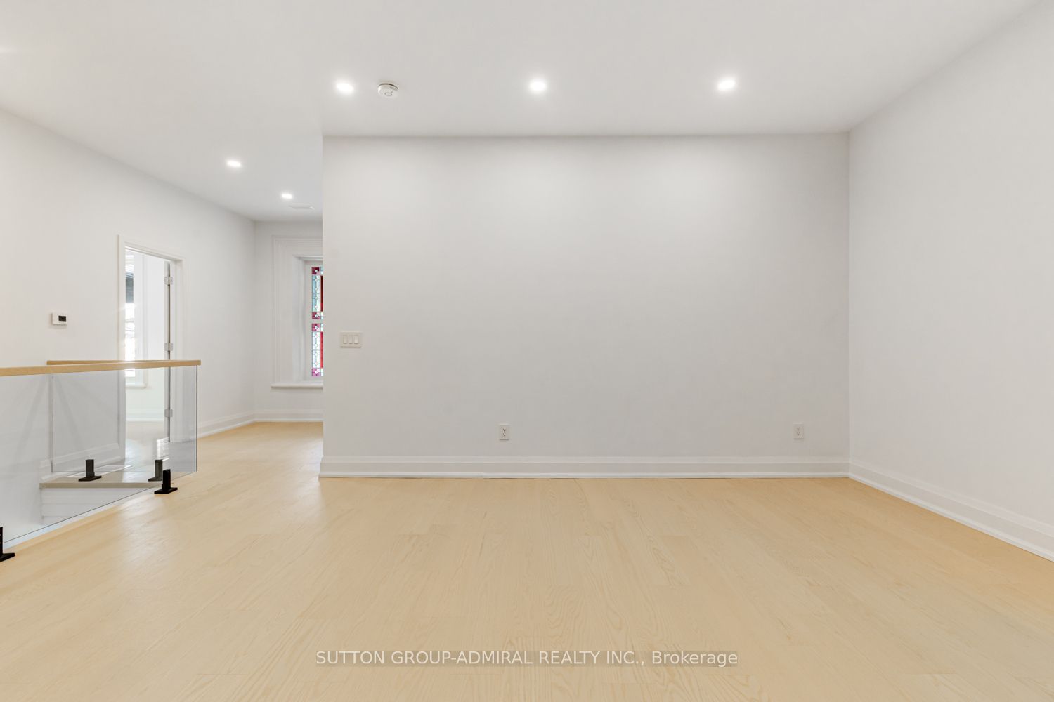 #1 - 457 D'arcy Street Property Photo 19