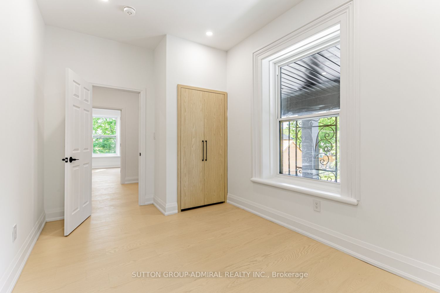 #1 - 457 D'arcy Street Property Photo 21