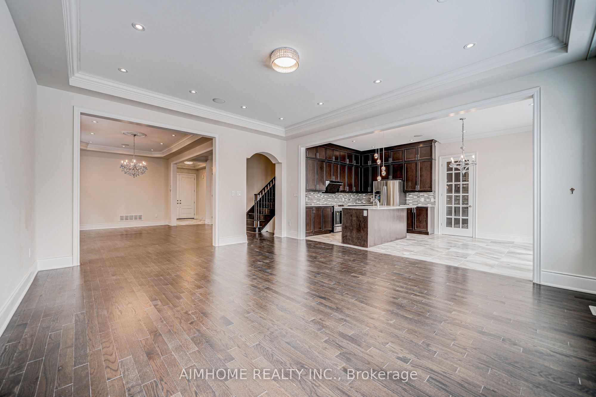 98 Joseph Hartman Crescent Property Photo 10