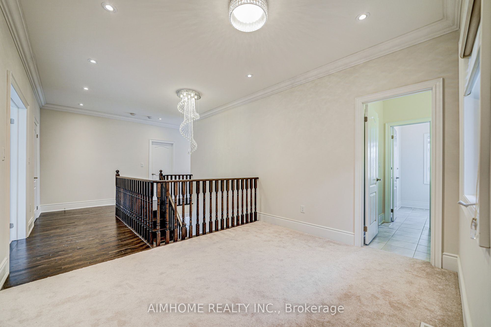 98 Joseph Hartman Crescent Property Photo 29