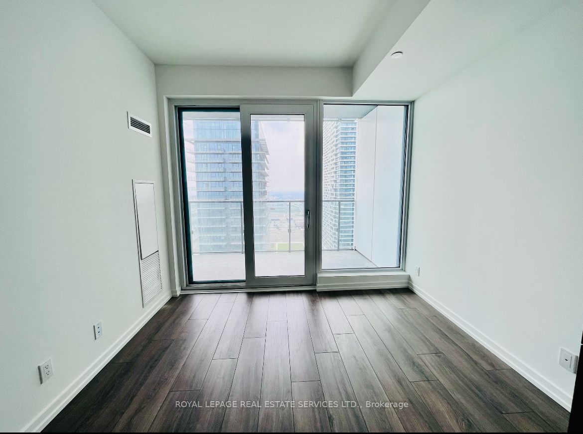 #3503 - 7890 Jane Street Property Photo 5