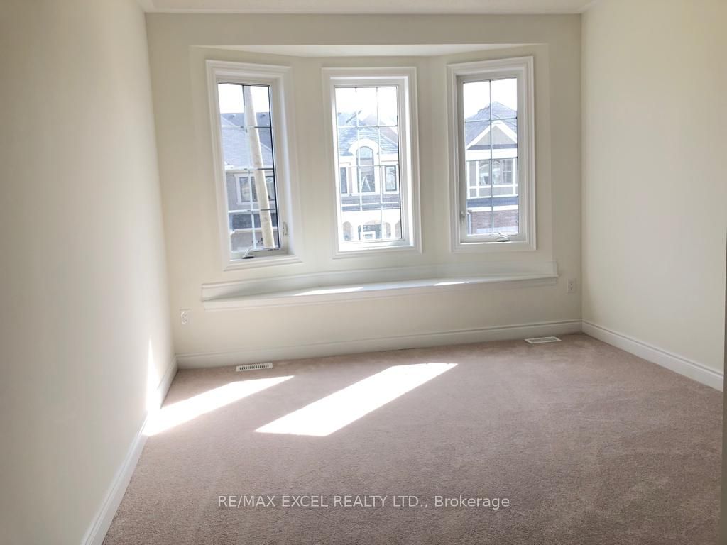 94 Hartney Dr Property Photo 2