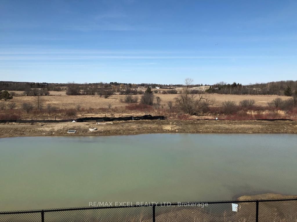94 Hartney Dr Property Photo 3