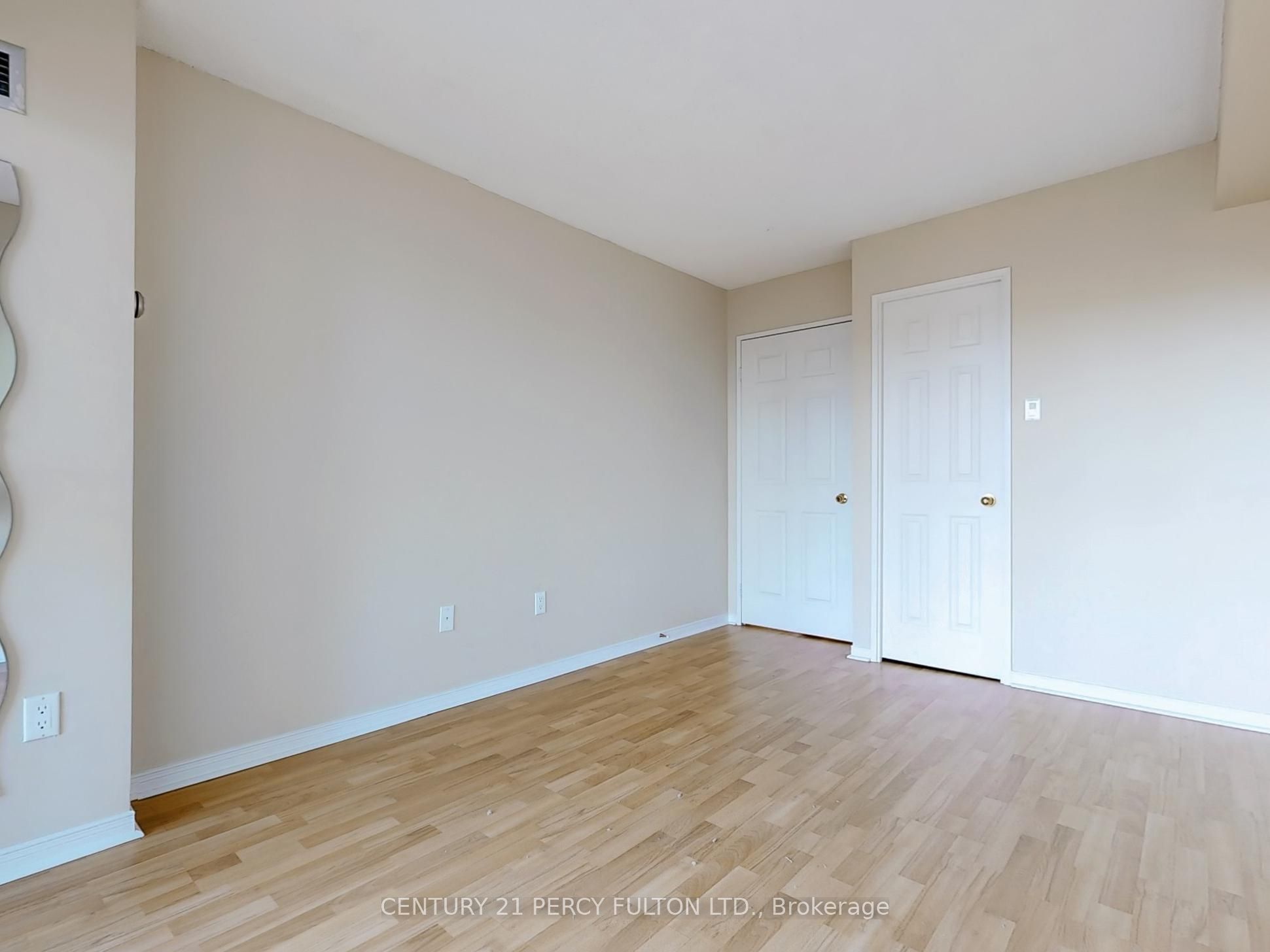 ##625 - 7805 Bayview Avenue Property Photo 21