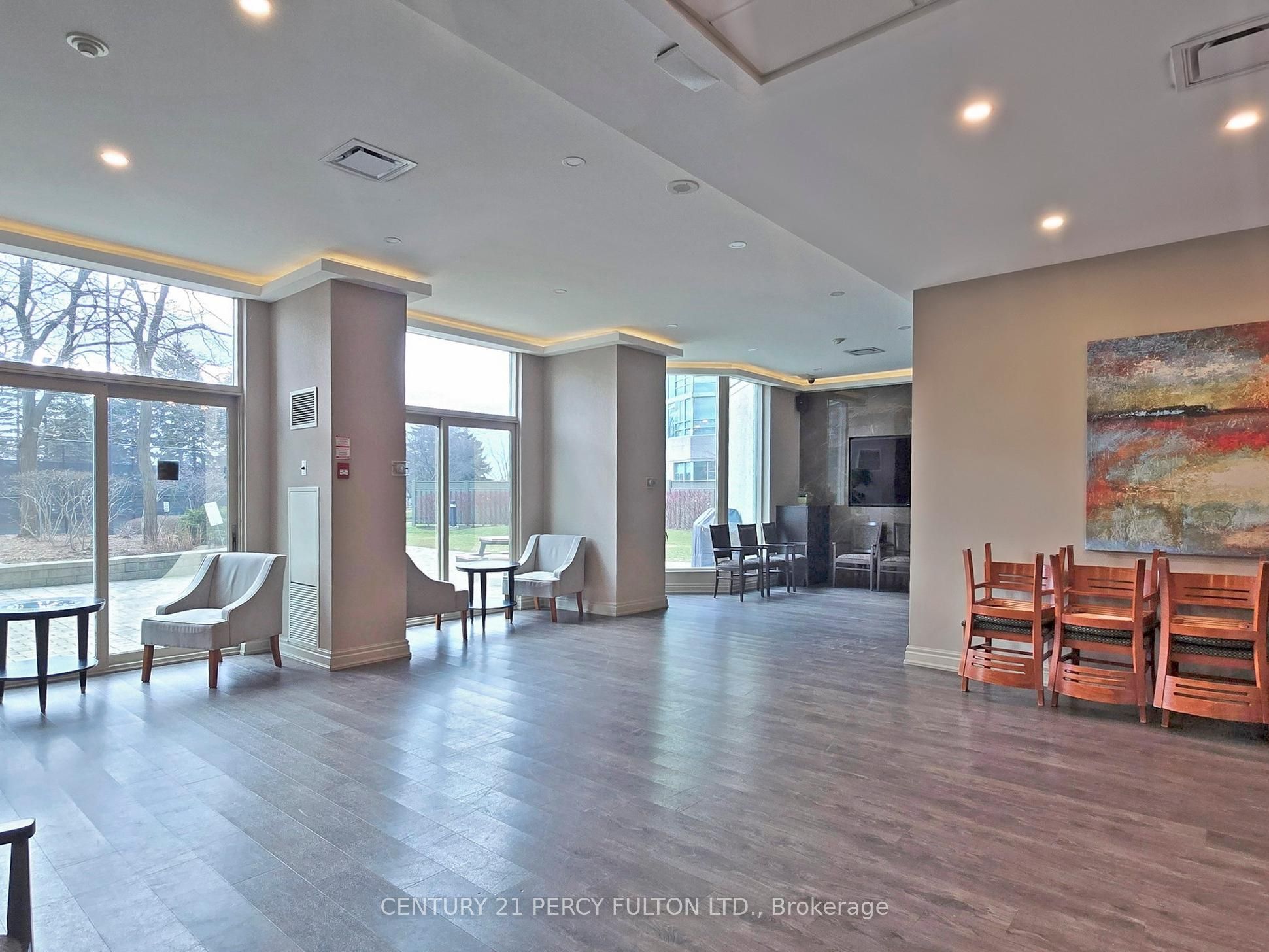 ##625 - 7805 Bayview Avenue Property Photo 35