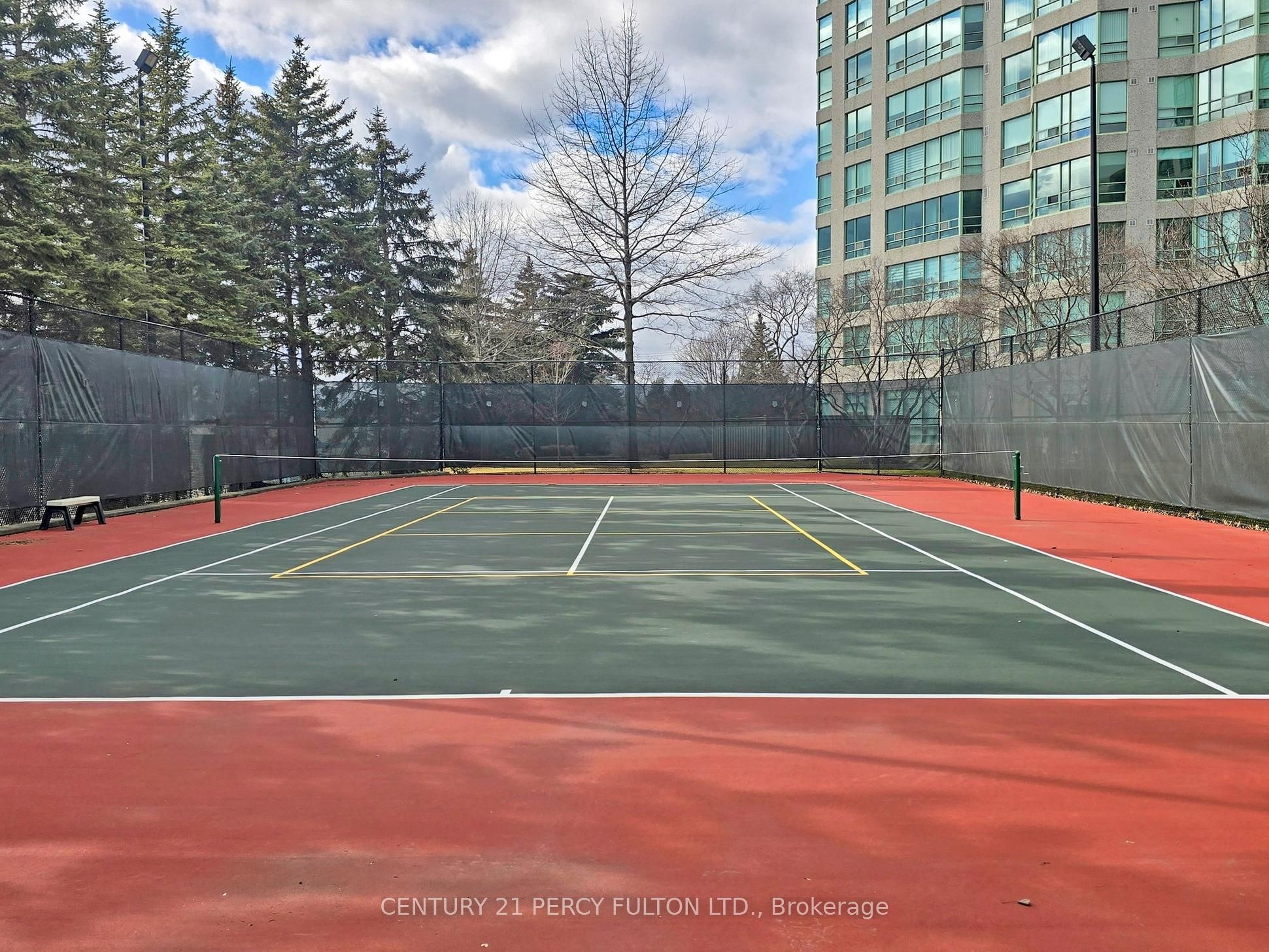 ##625 - 7805 Bayview Avenue Property Photo 45