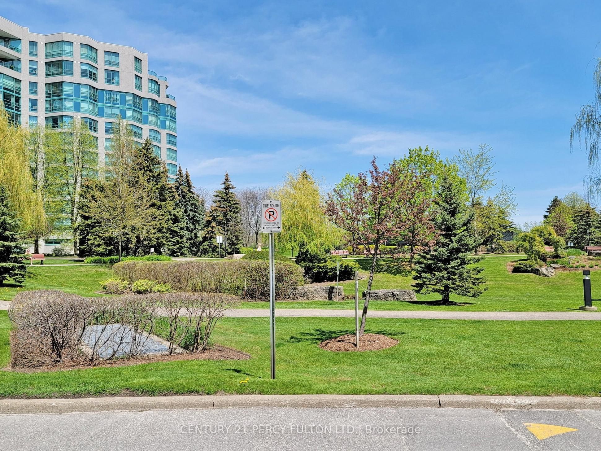 ##625 - 7805 Bayview Avenue Property Photo 48