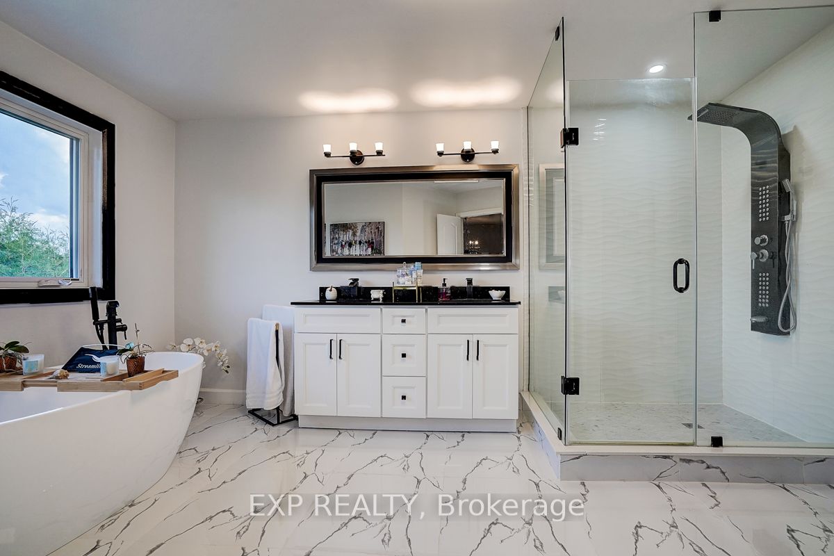 446 Silken Laumann Drive Property Photo 23