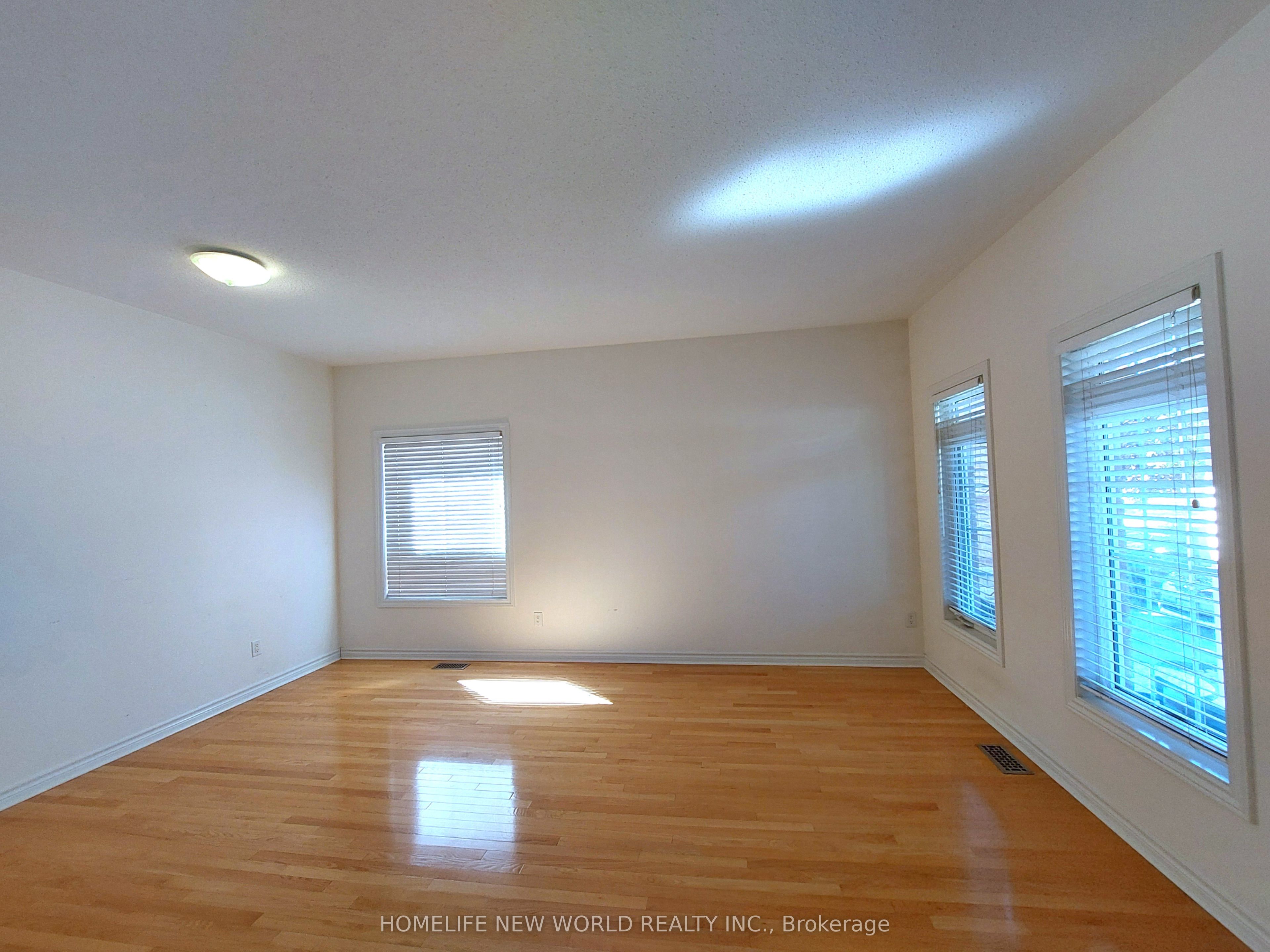 223 Bilbrough St Property Photo 3