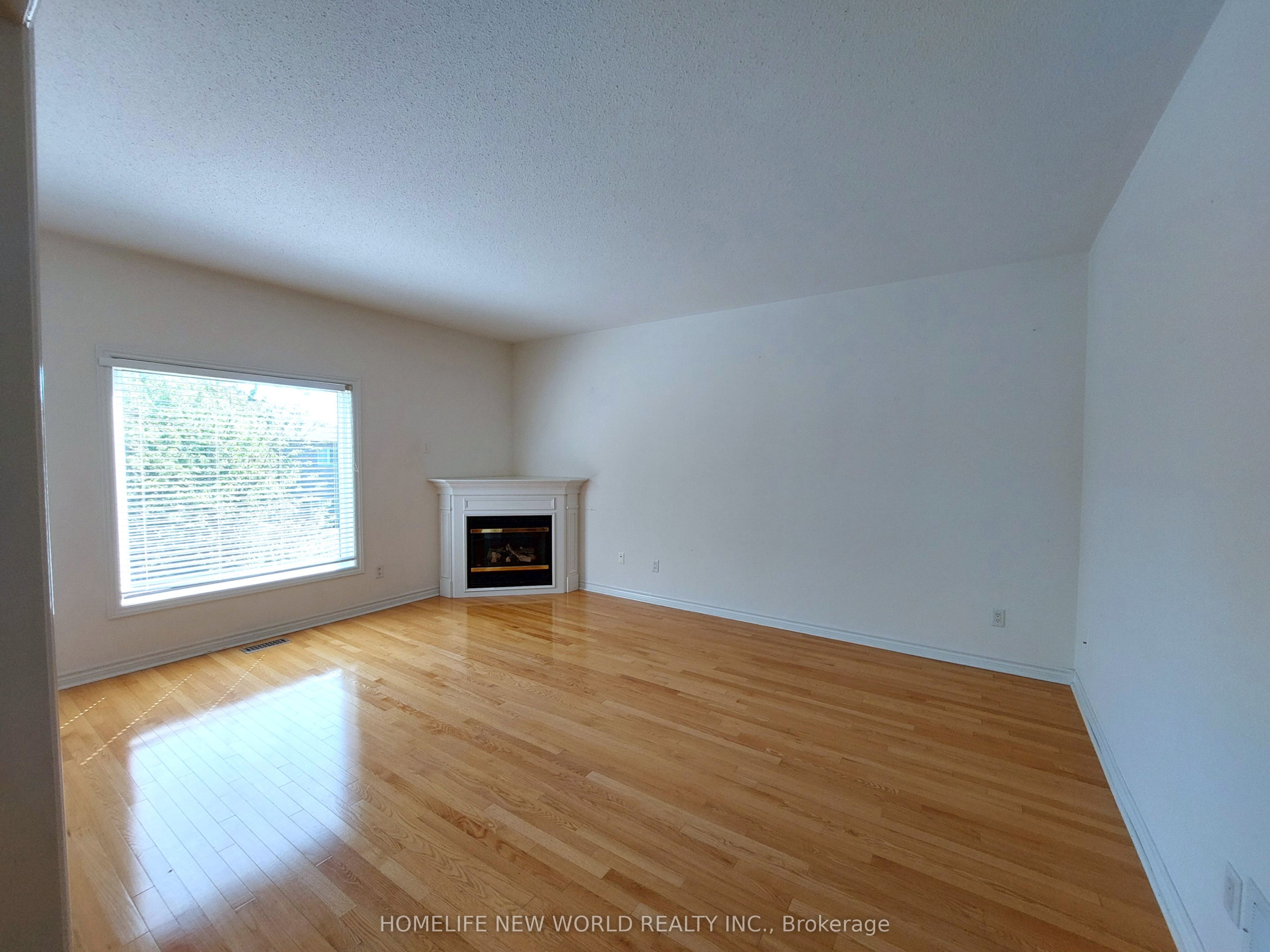 223 Bilbrough St Property Photo 4