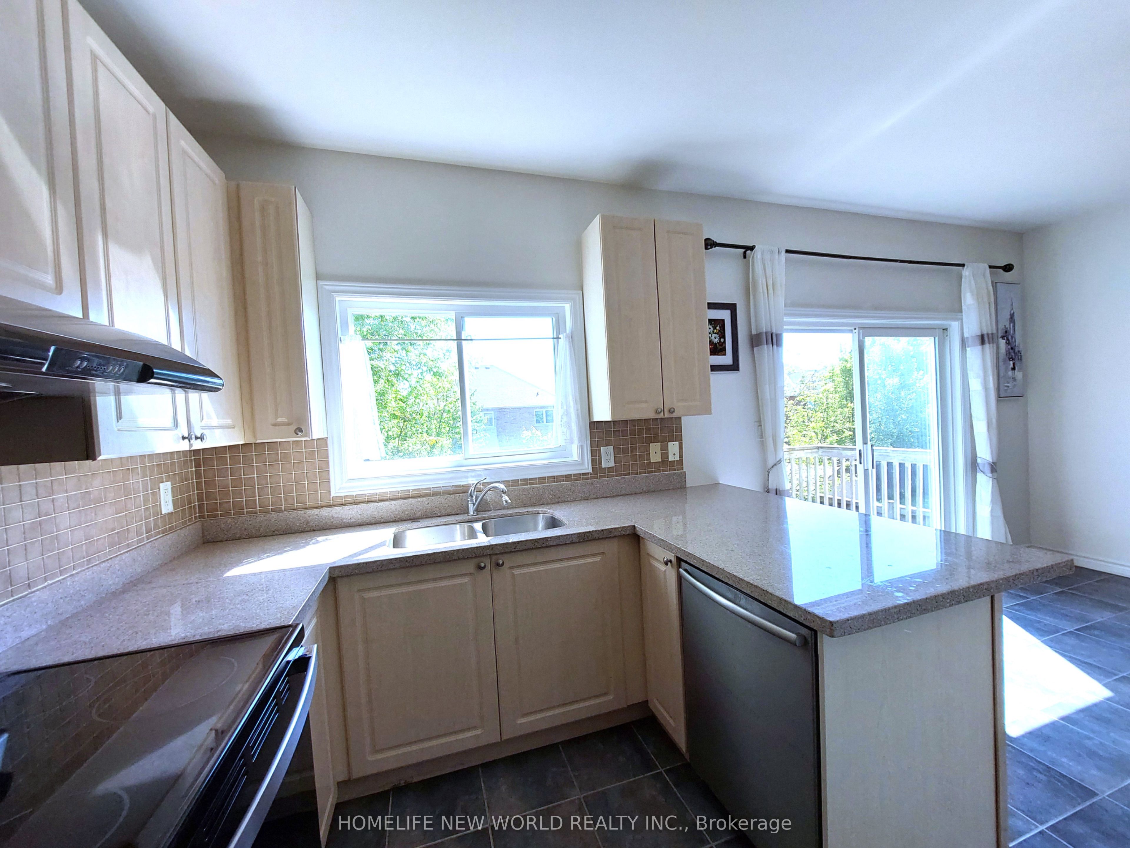 223 Bilbrough St Property Photo 7