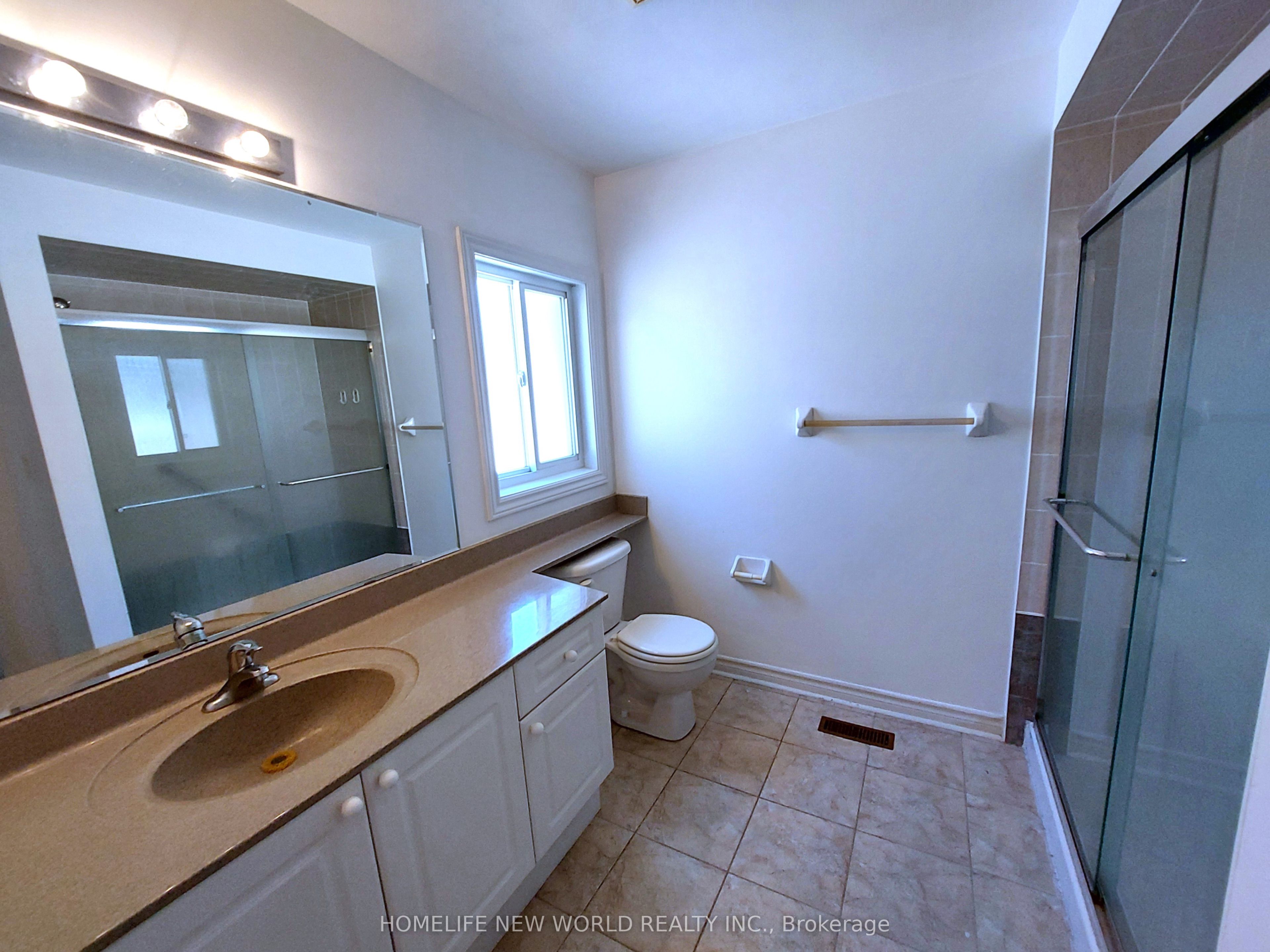 223 Bilbrough St Property Photo 16