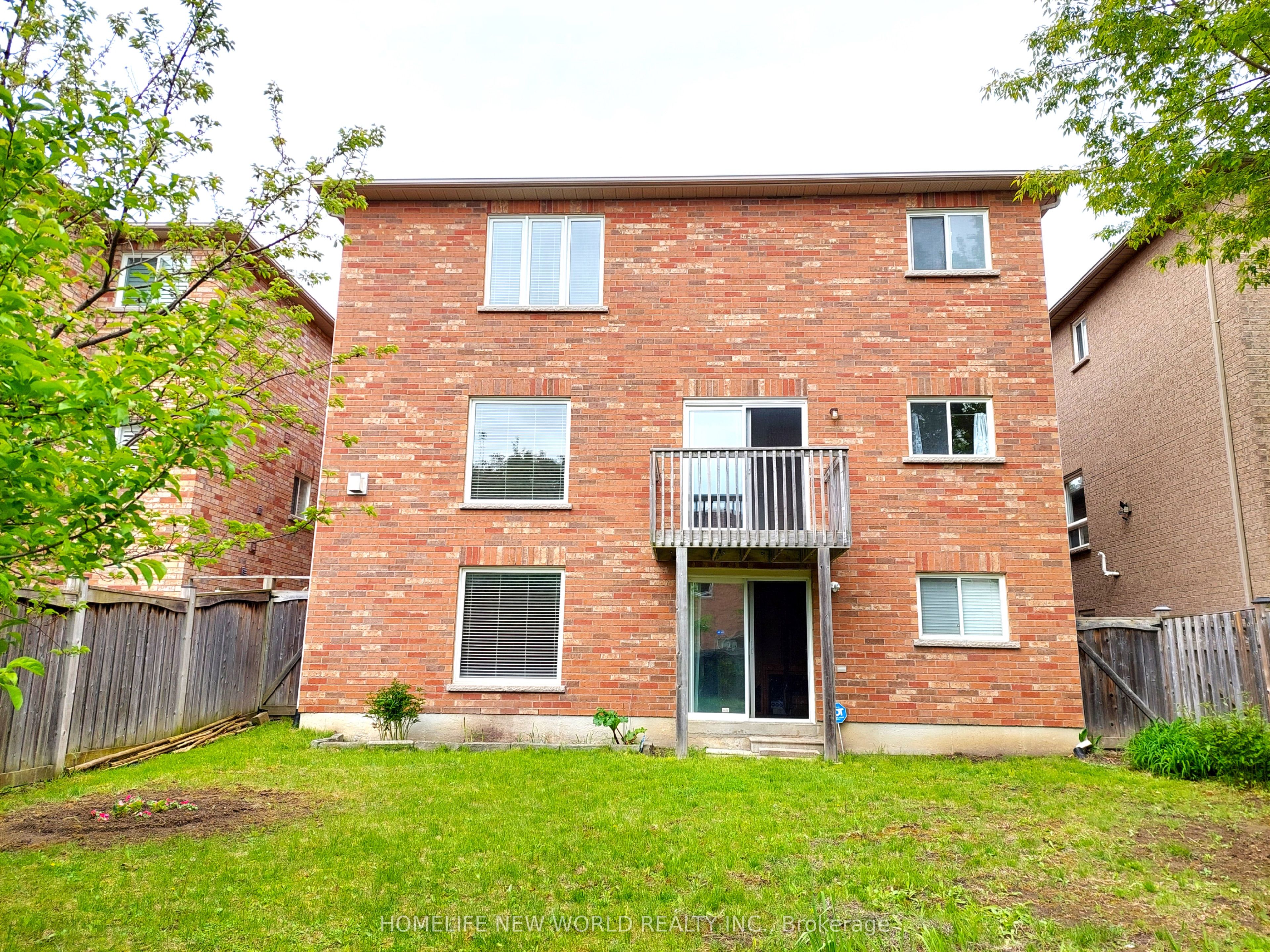 223 Bilbrough St Property Photo 18