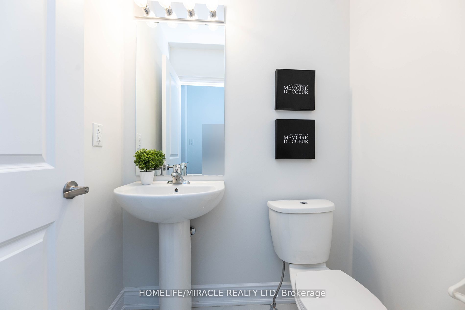 413 Tennant Circle Property Photo 24