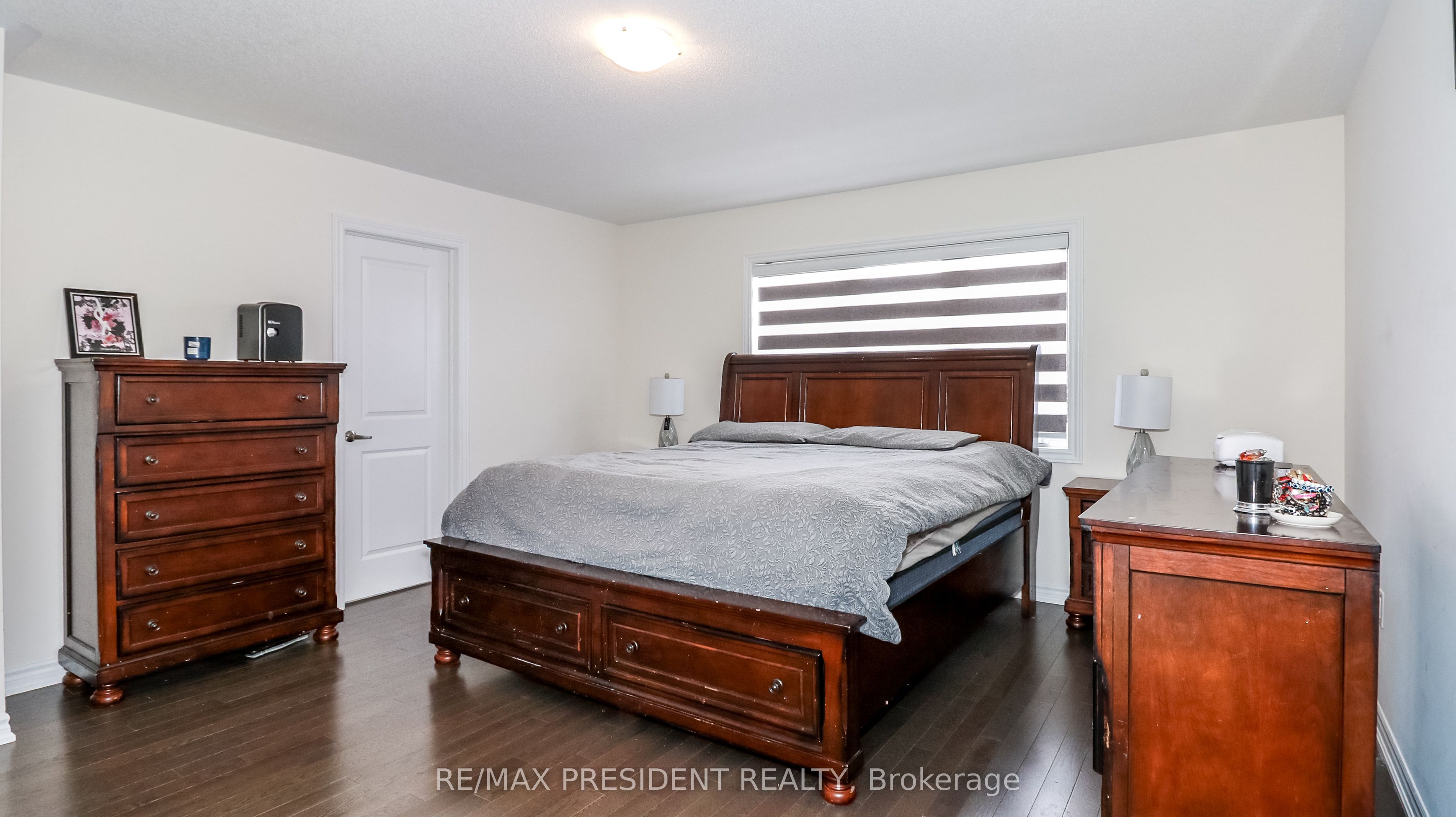 2214 Lozenby Street Property Photo 34