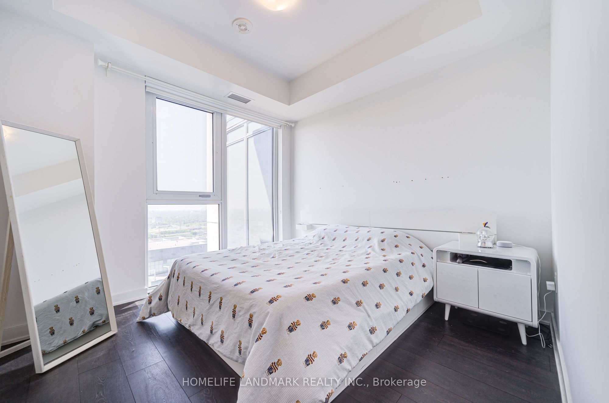 #2709 - 105 Oneida Crescent Property Photo 13