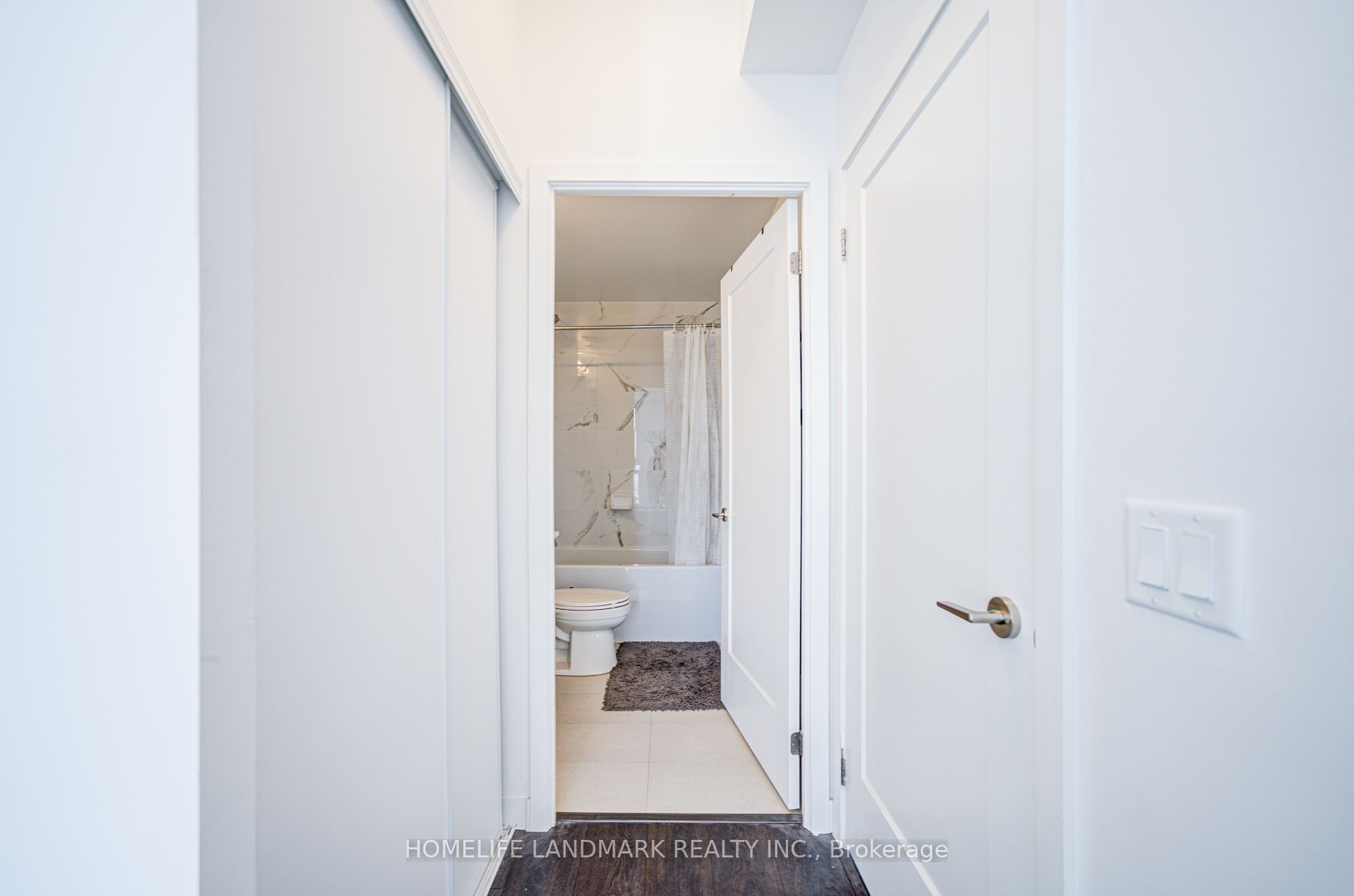 #2709 - 105 Oneida Crescent Property Photo 15