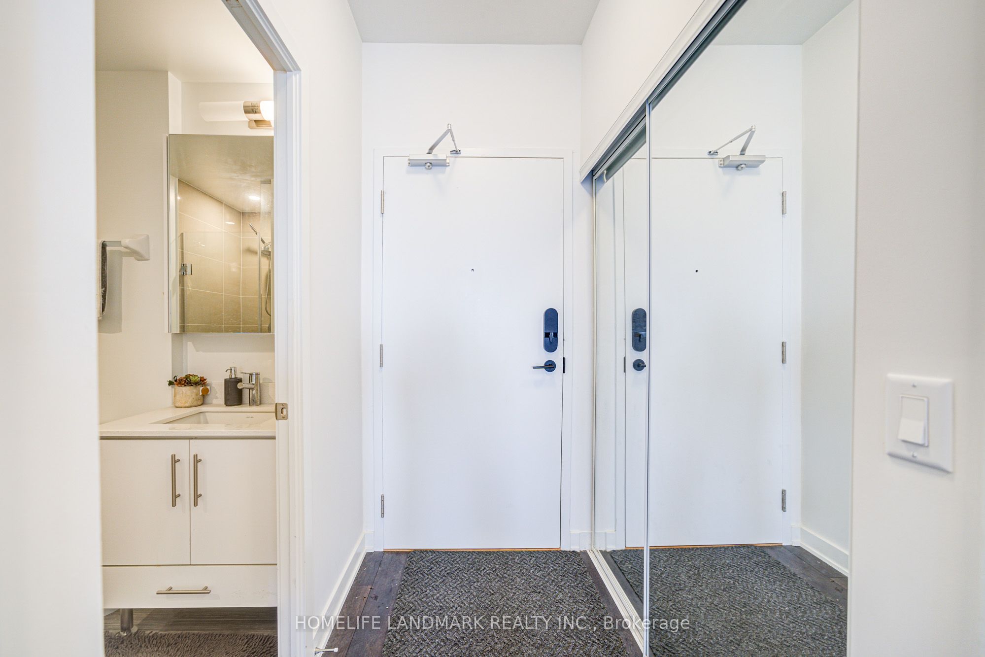 #2709 - 105 Oneida Crescent Property Photo 20
