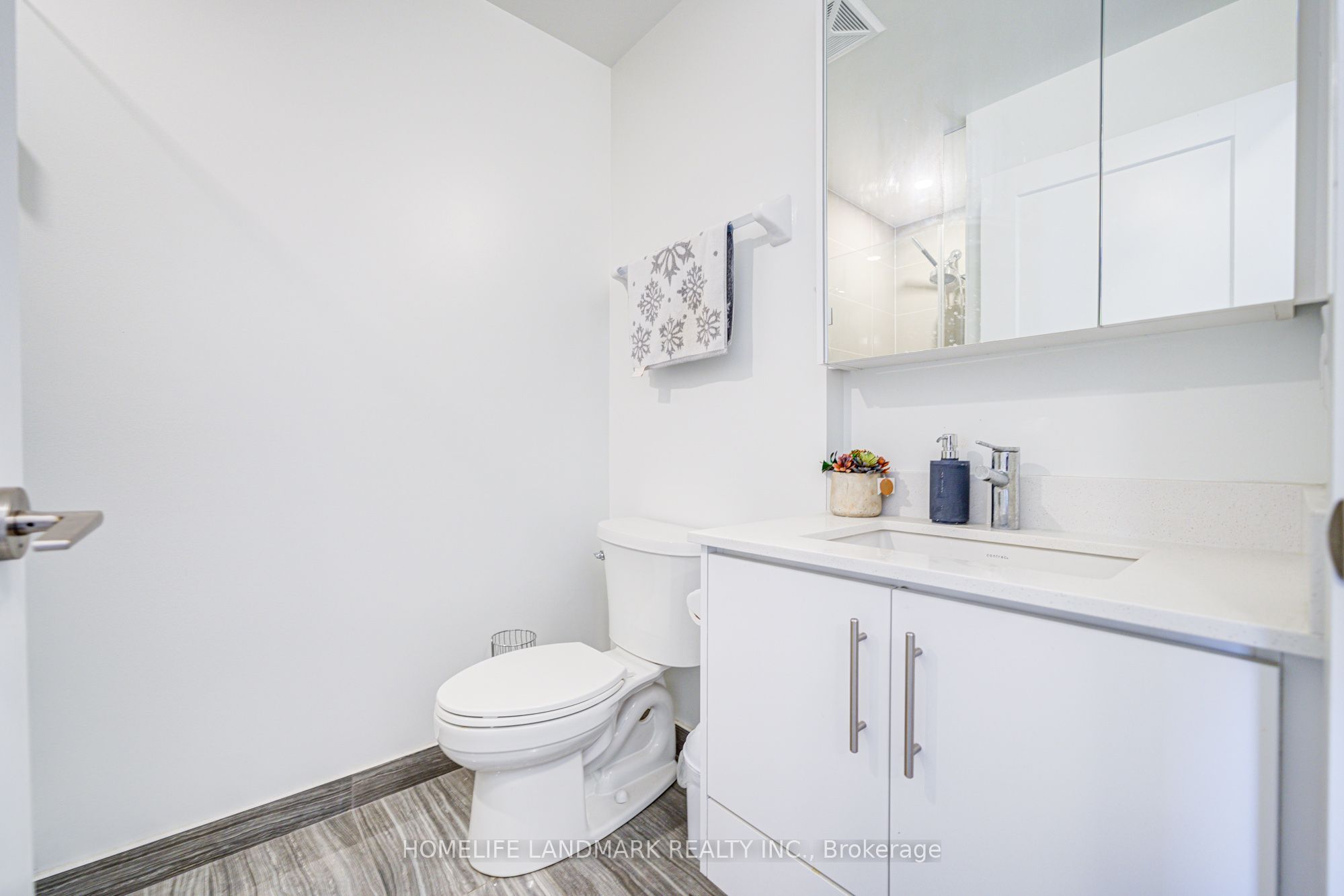 #2709 - 105 Oneida Crescent Property Photo 21