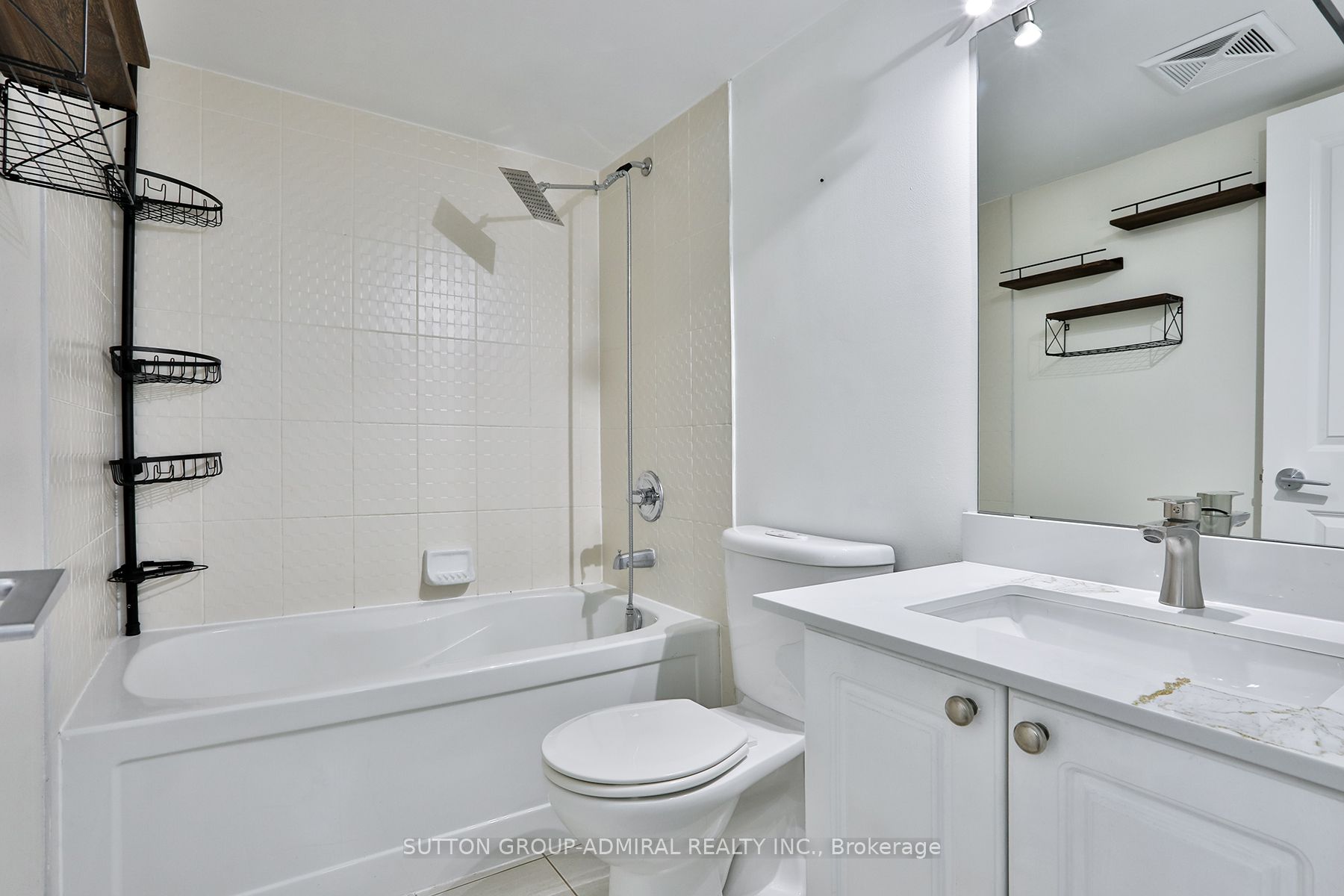 #265 - 318 John Street Property Photo 21