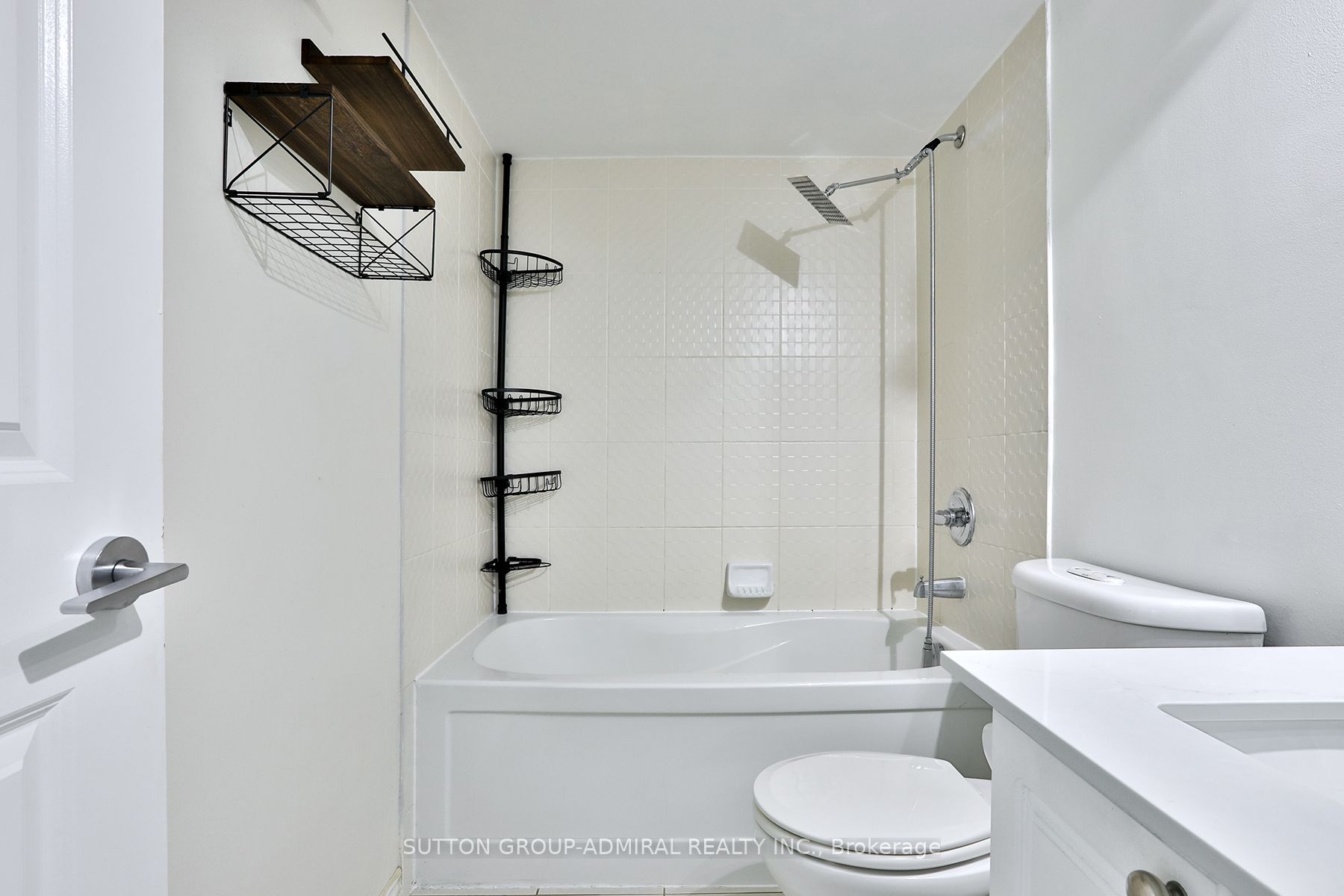 #265 - 318 John Street Property Photo 22