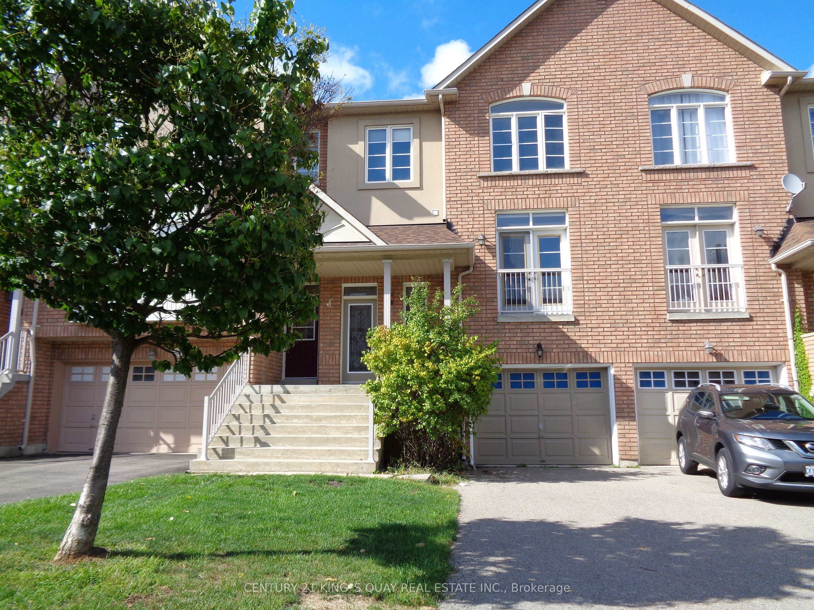32 Mintwood Rd Property Photo 1