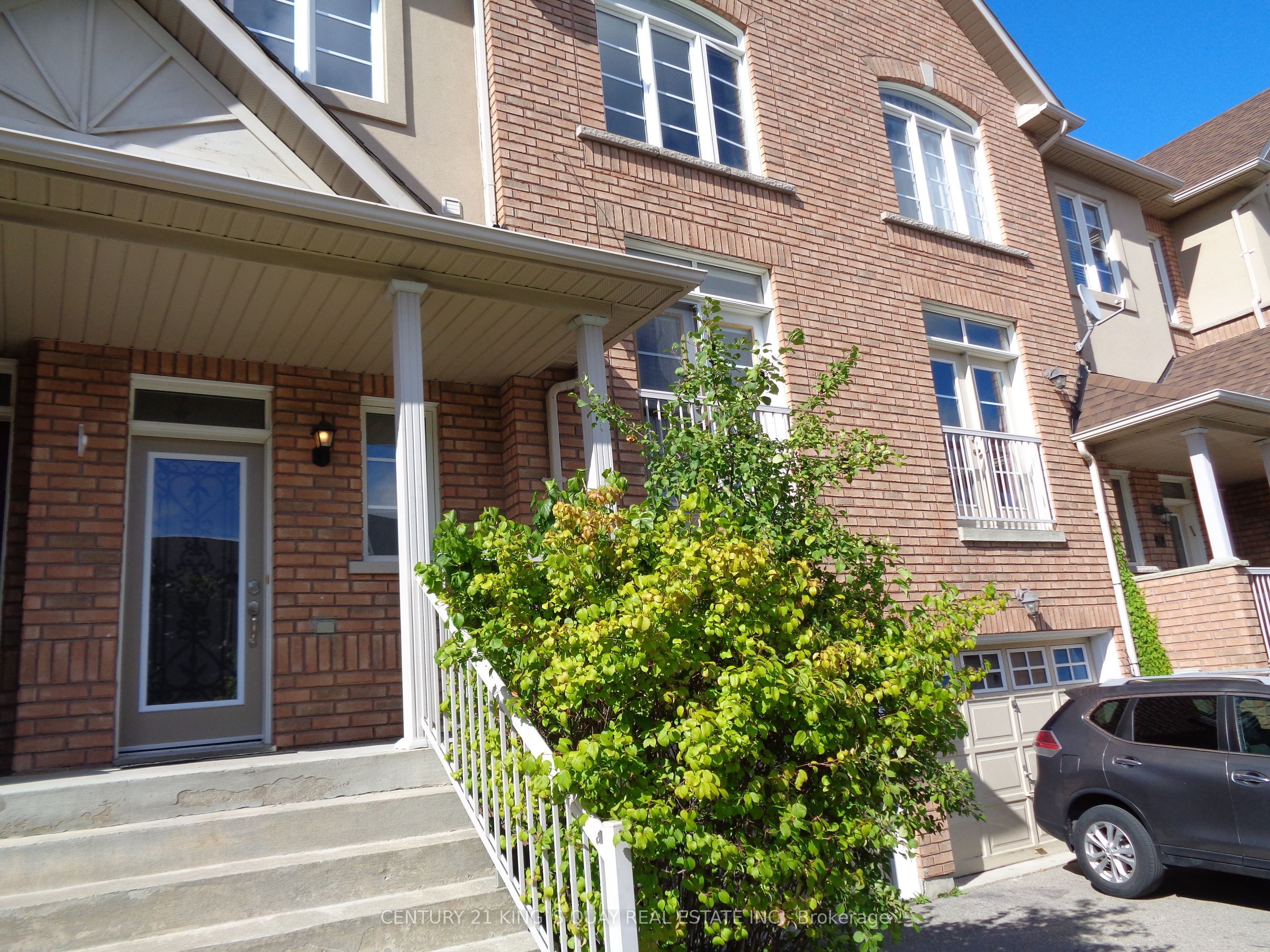 32 Mintwood Rd Property Photo 2