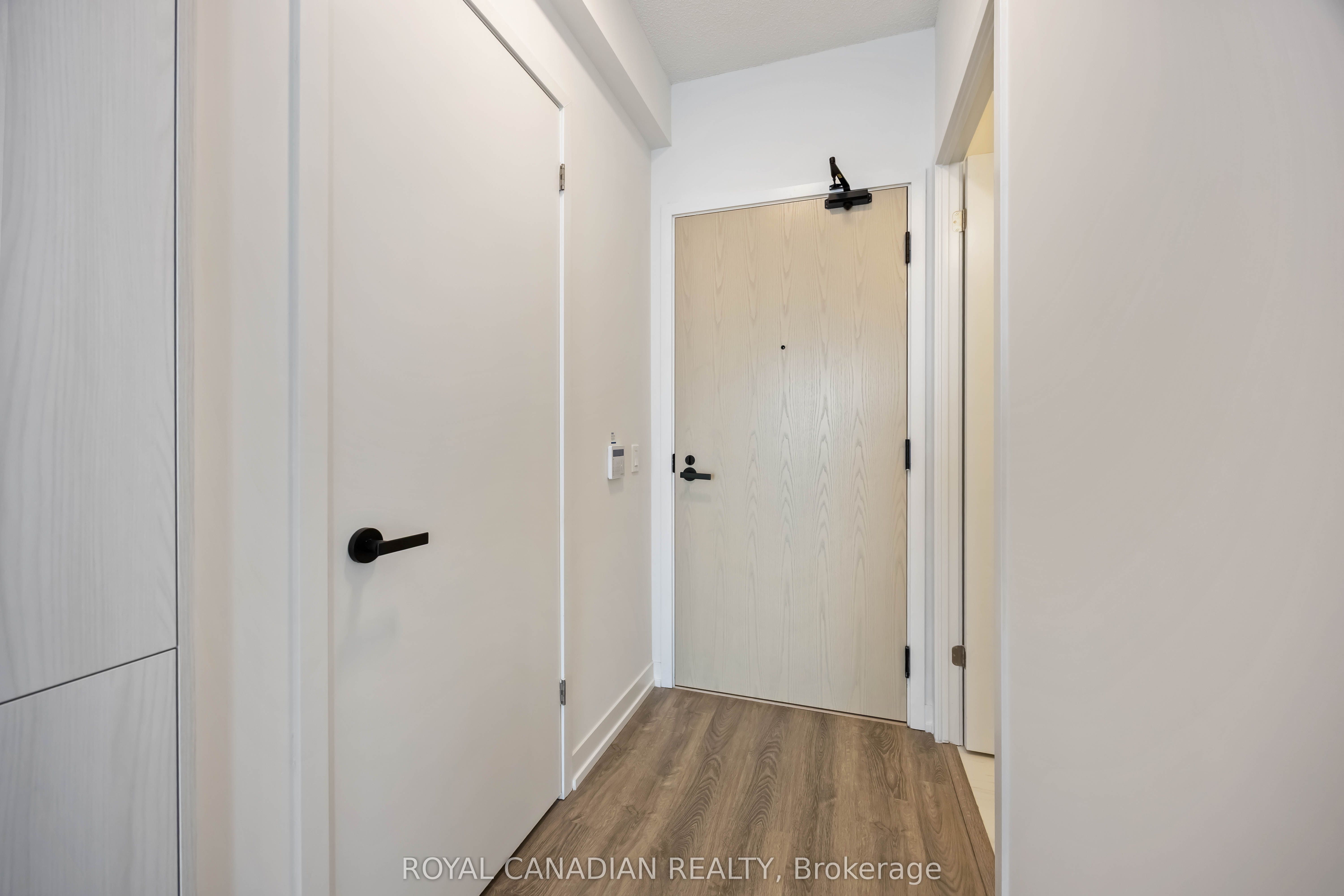 #5007 - 195 Commerce Street Property Photo 6