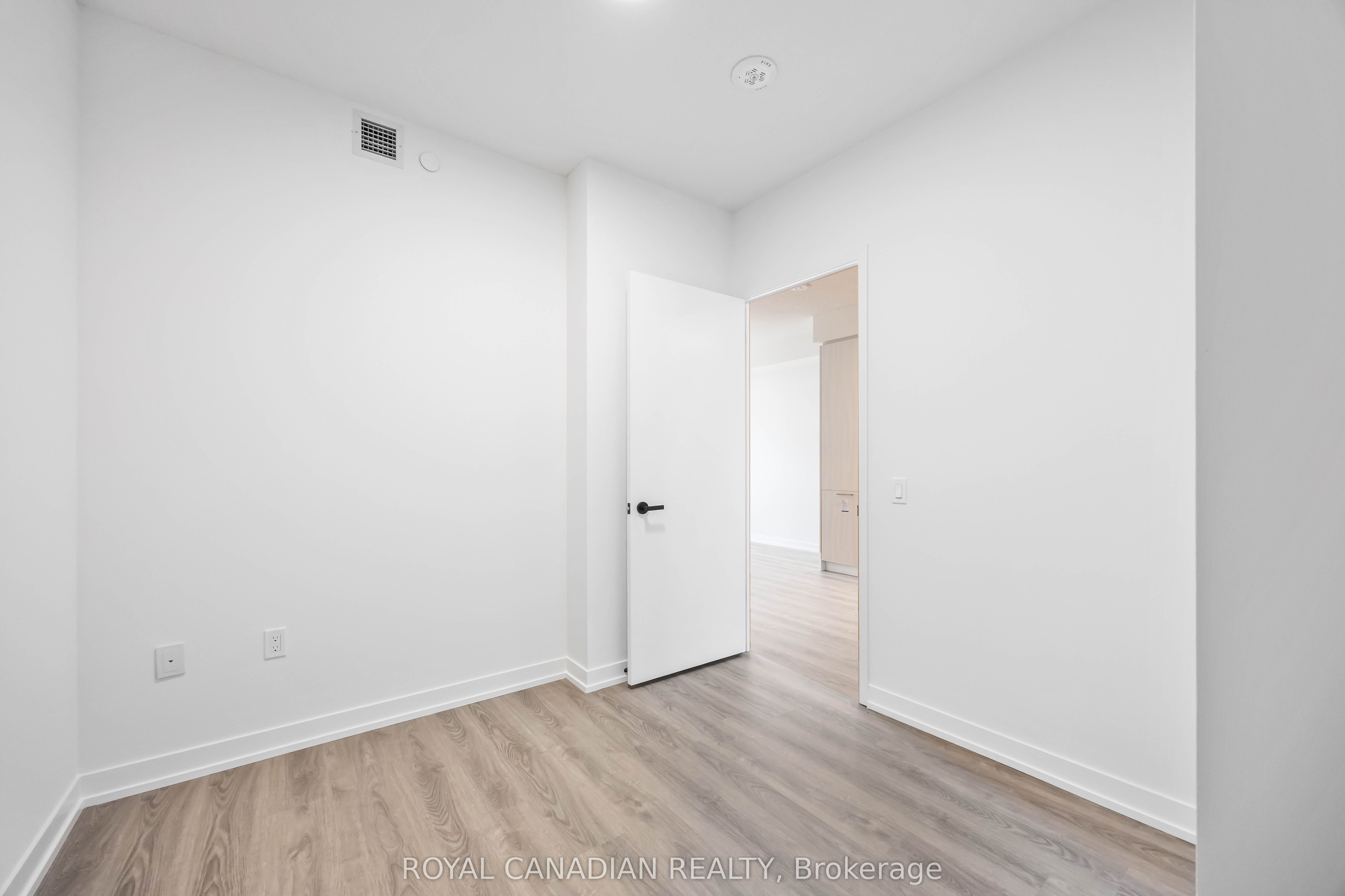 #5007 - 195 Commerce Street Property Photo 17