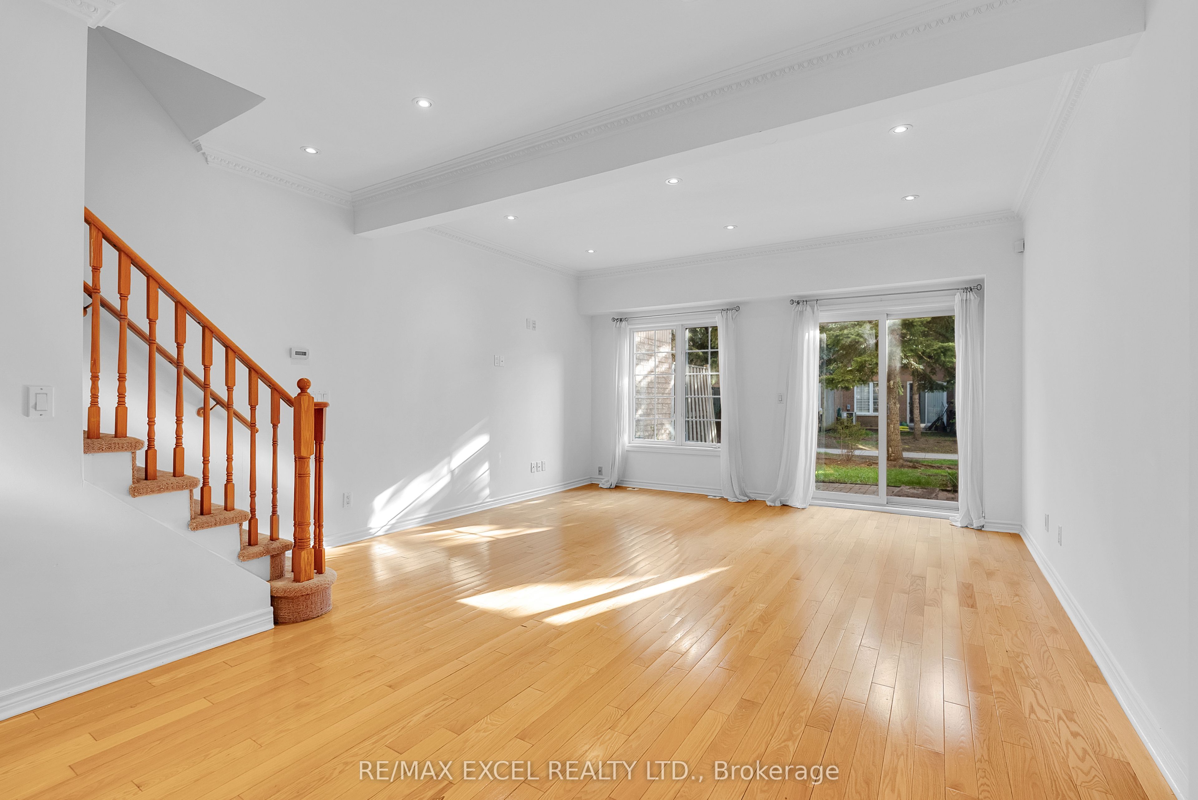 23 St Moritz Way Property Photo 4