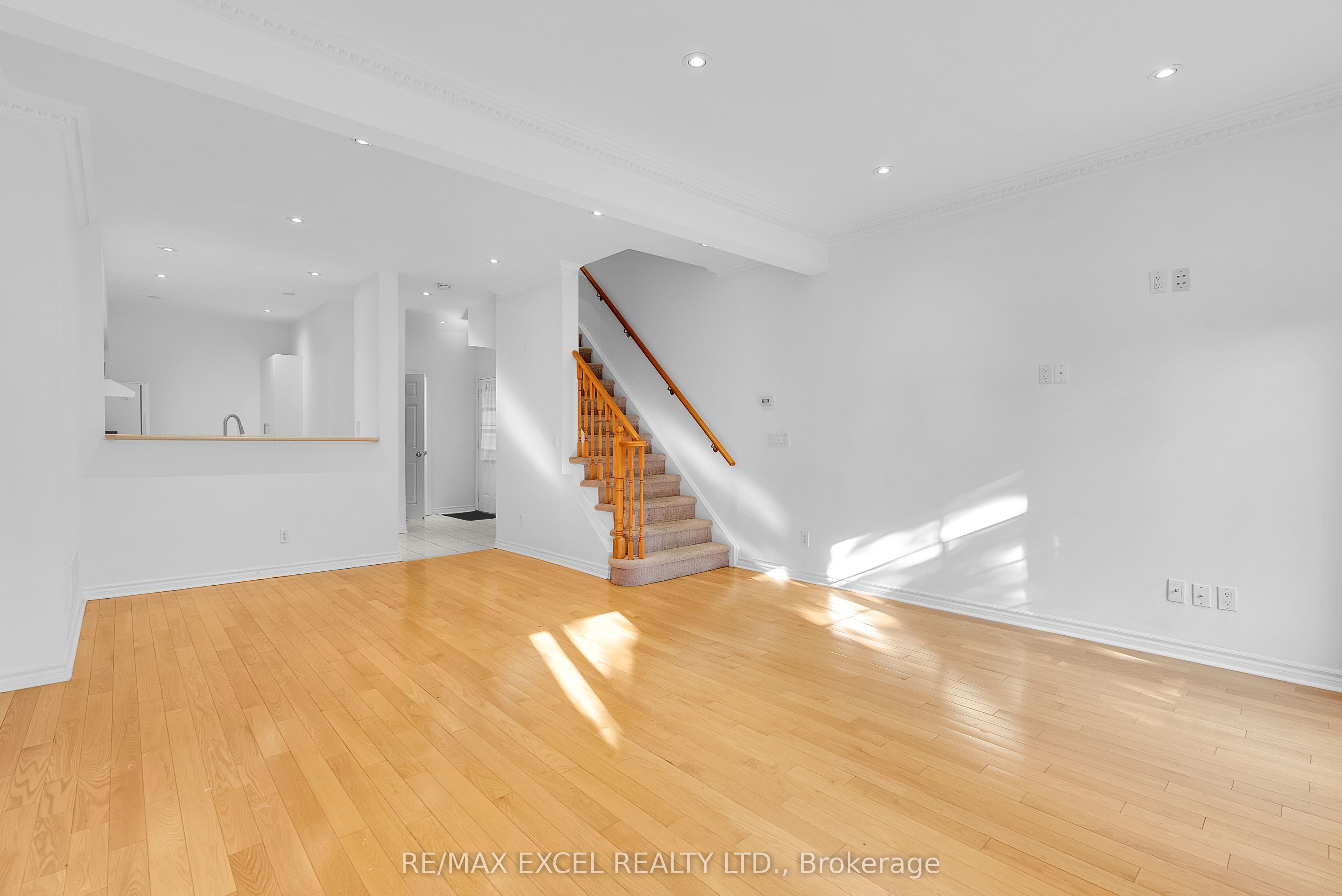 23 St Moritz Way Property Photo 6