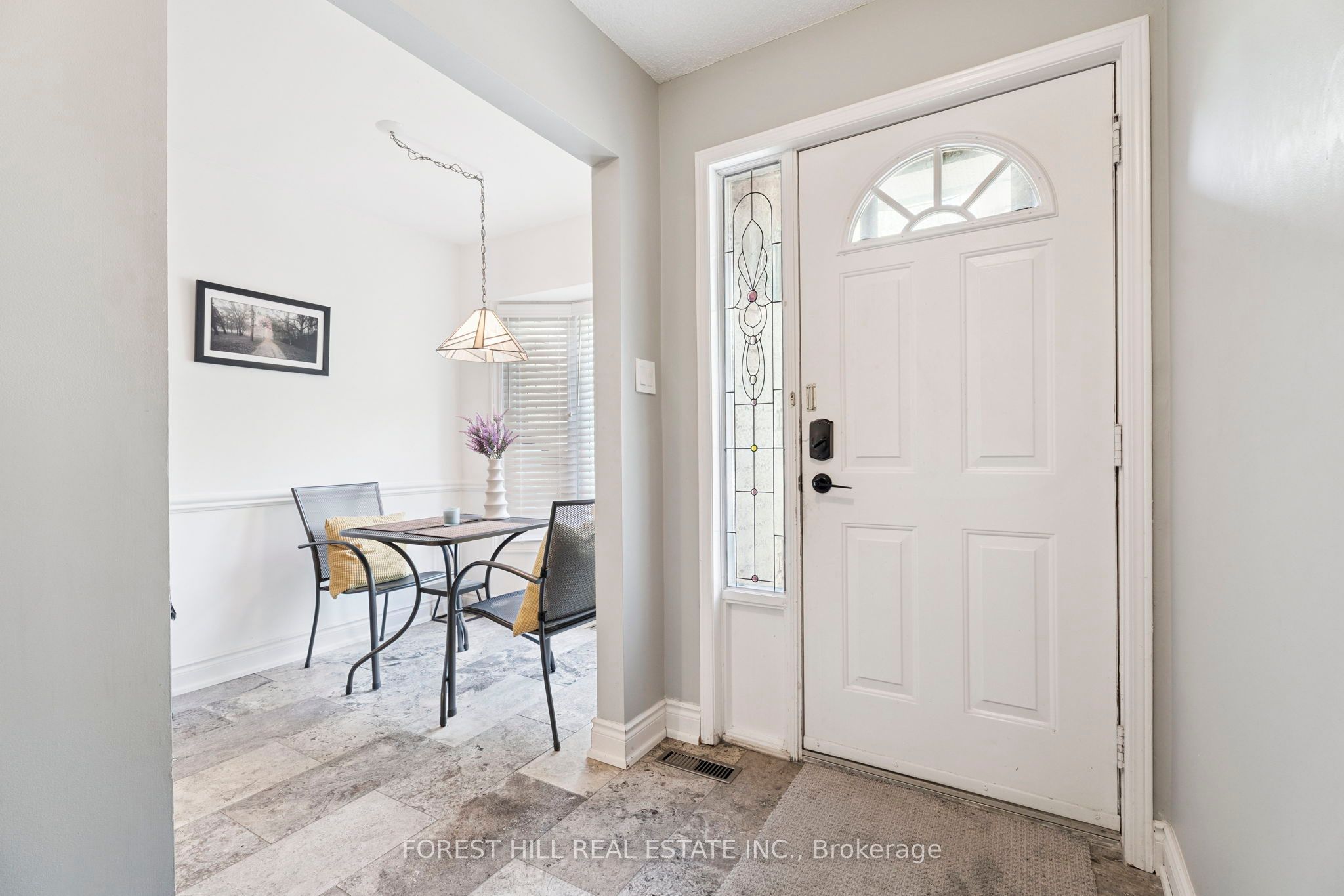 130 Green Briar Road Property Photo 4