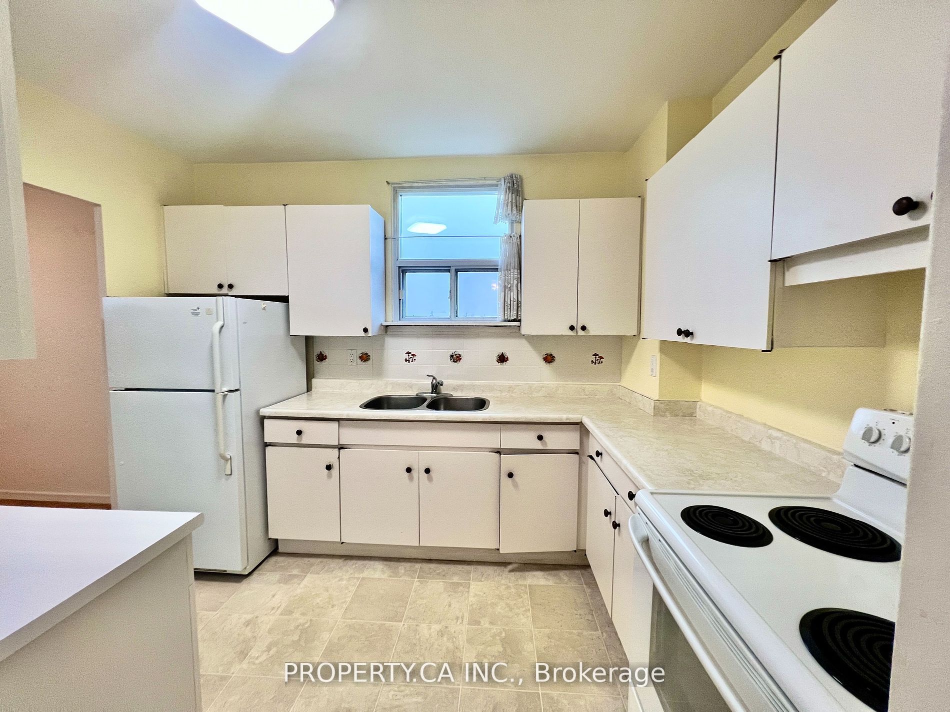 67 Richmond Street 608 Property Photo 7