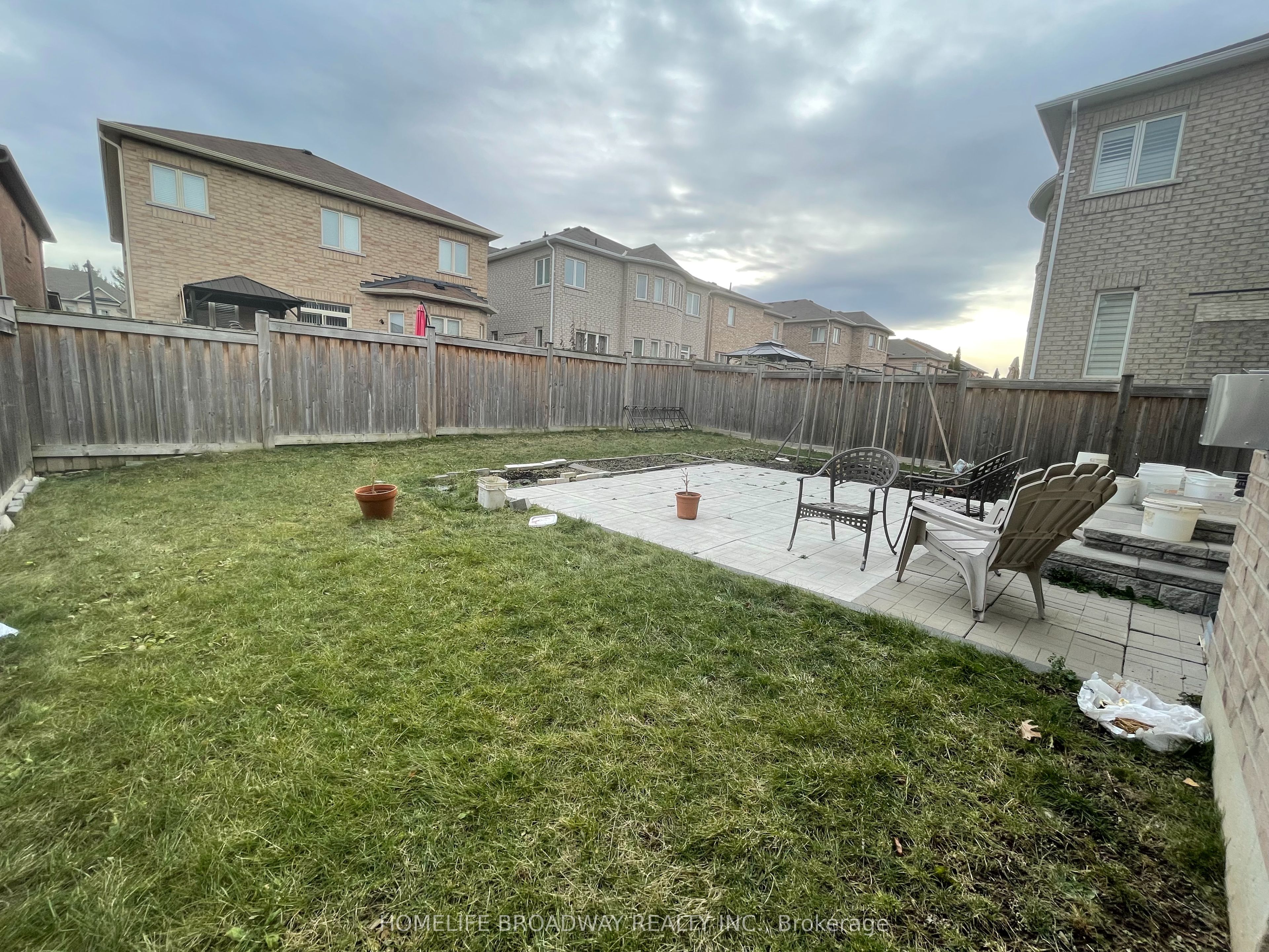 1195 Atkins Dr Property Photo 15
