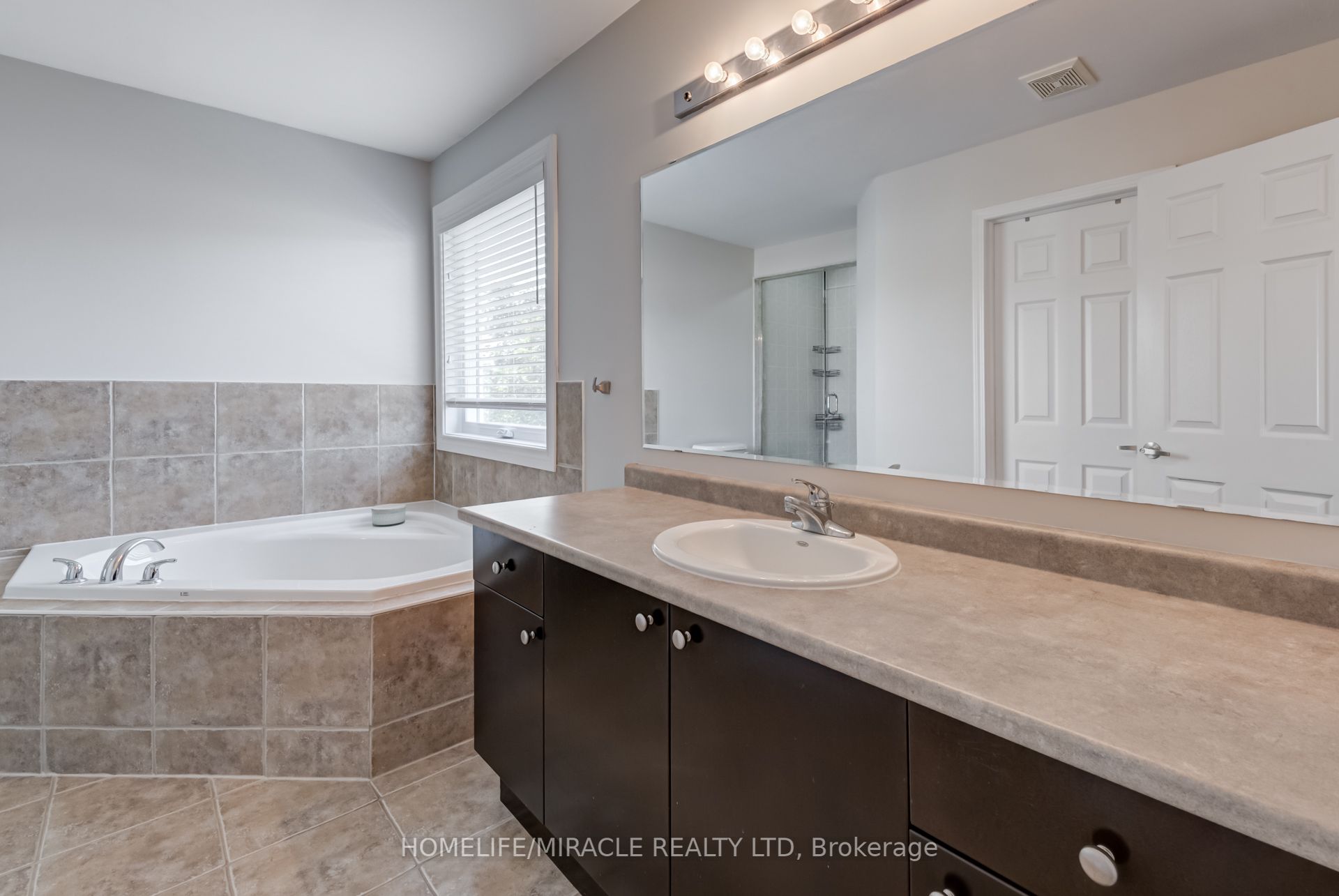 75 Kidd Crescent Property Photo 26