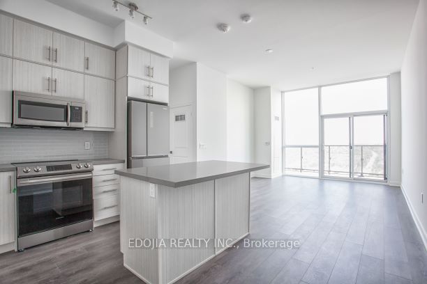75 Oneida Cres Property Photo 2