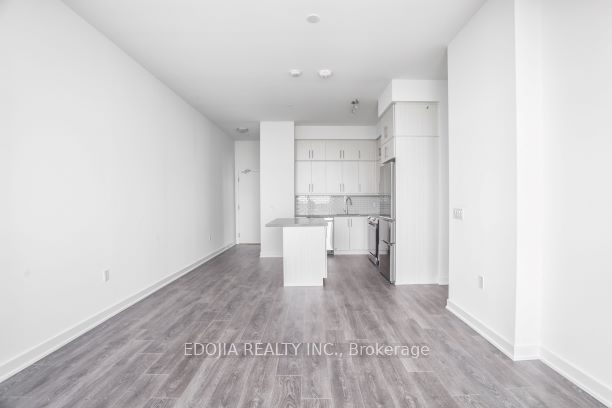 75 Oneida Cres Property Photo 17