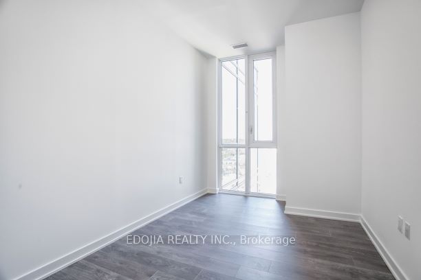 75 Oneida Cres Property Photo 18