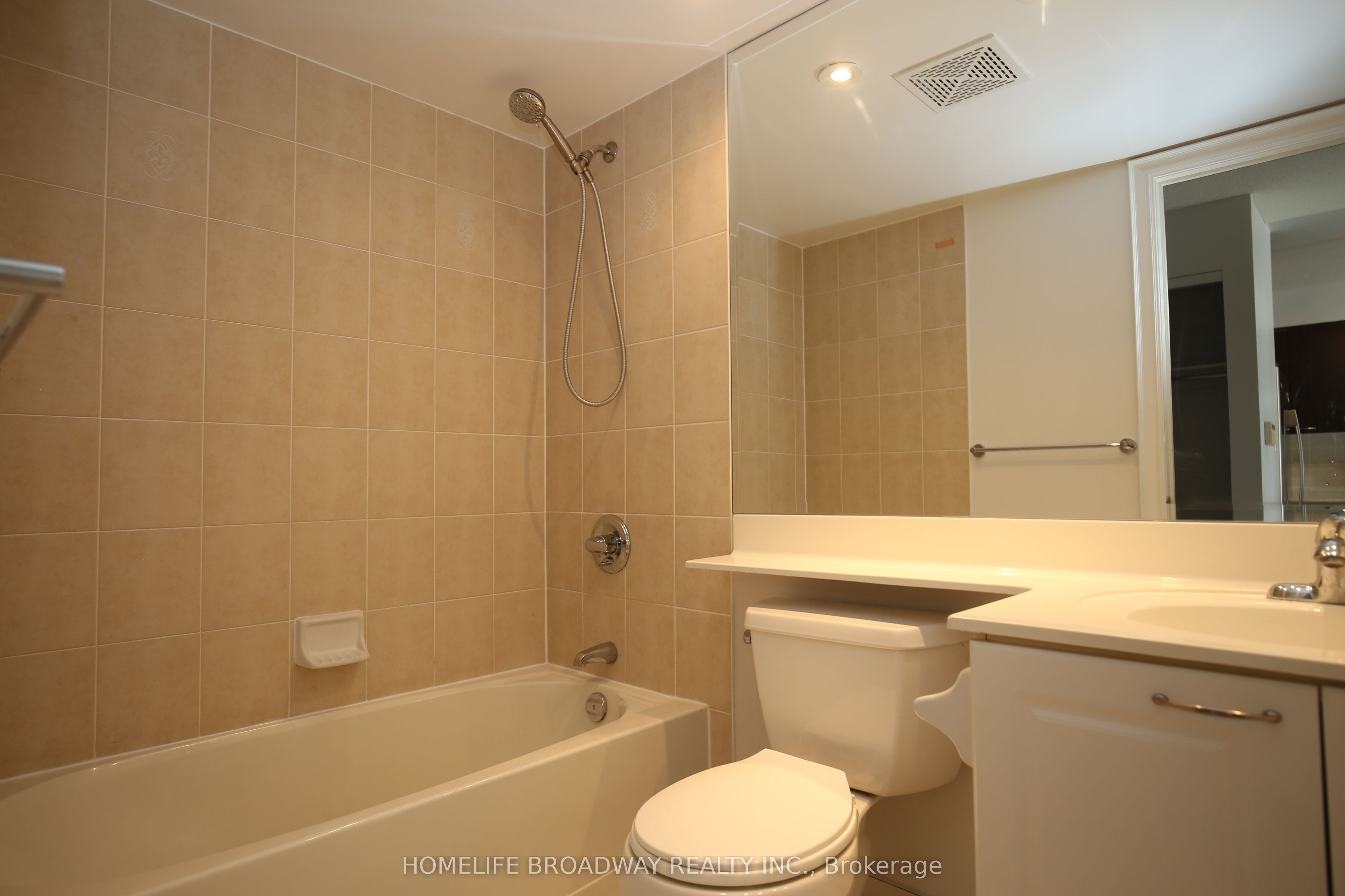 88 Times Ave Property Photo 9