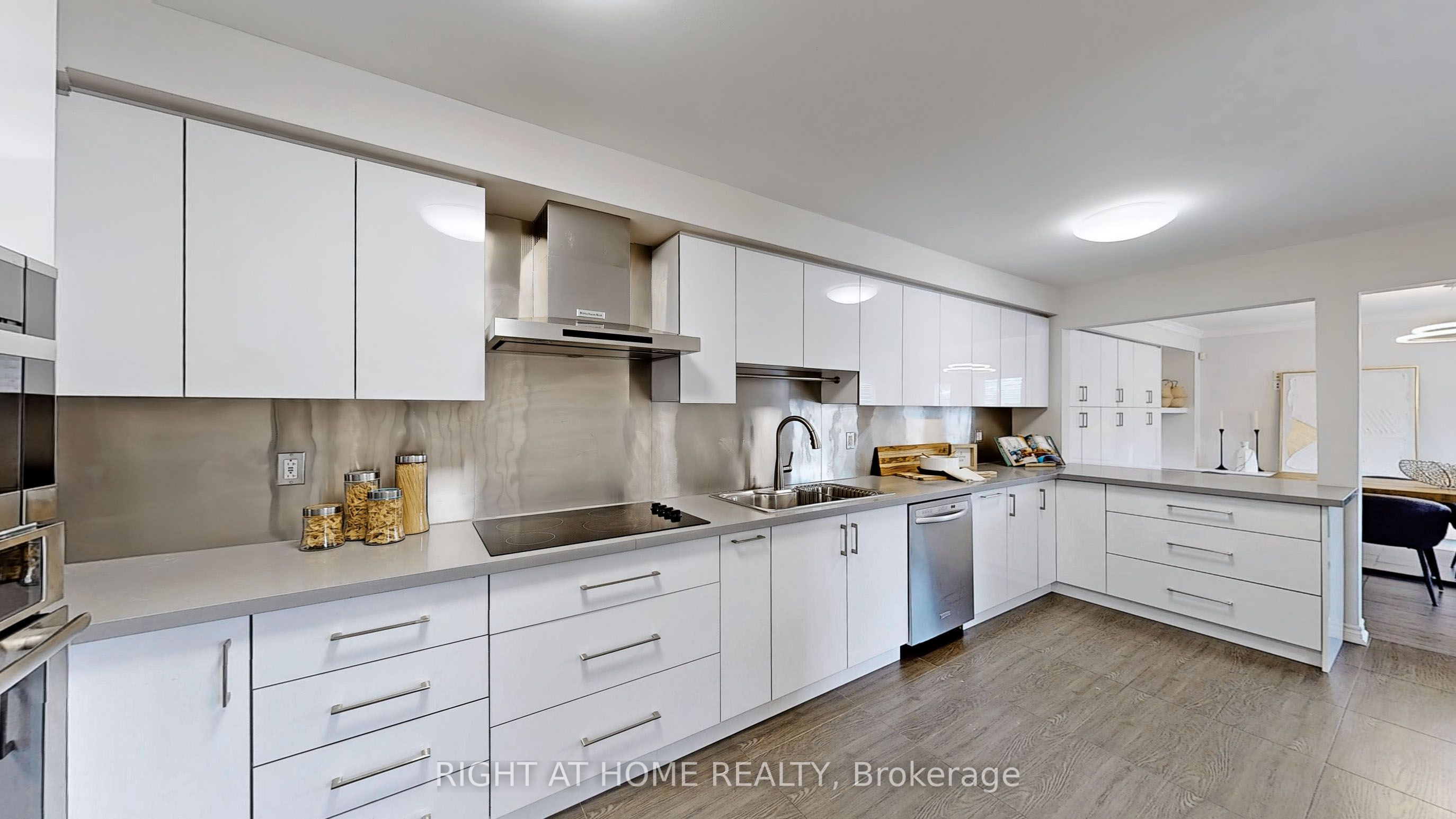 1 Ray Street Property Photo 12