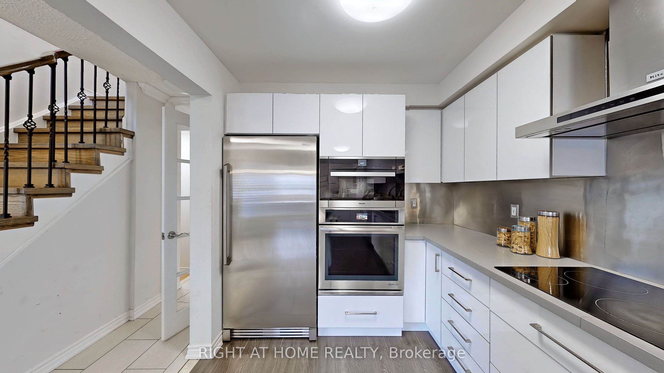 1 Ray Street Property Photo 14