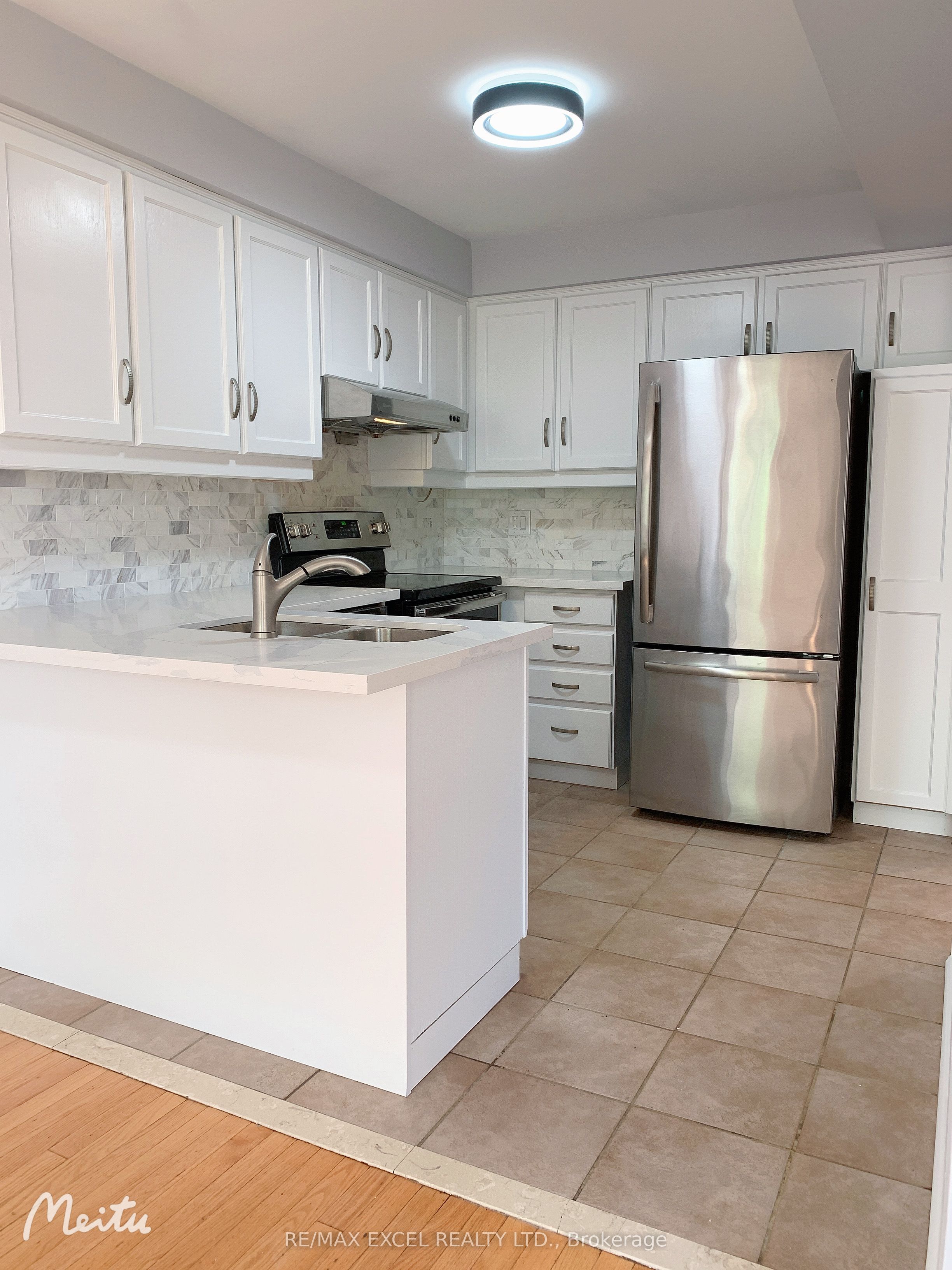 205 Kimono Cres Property Photo 8