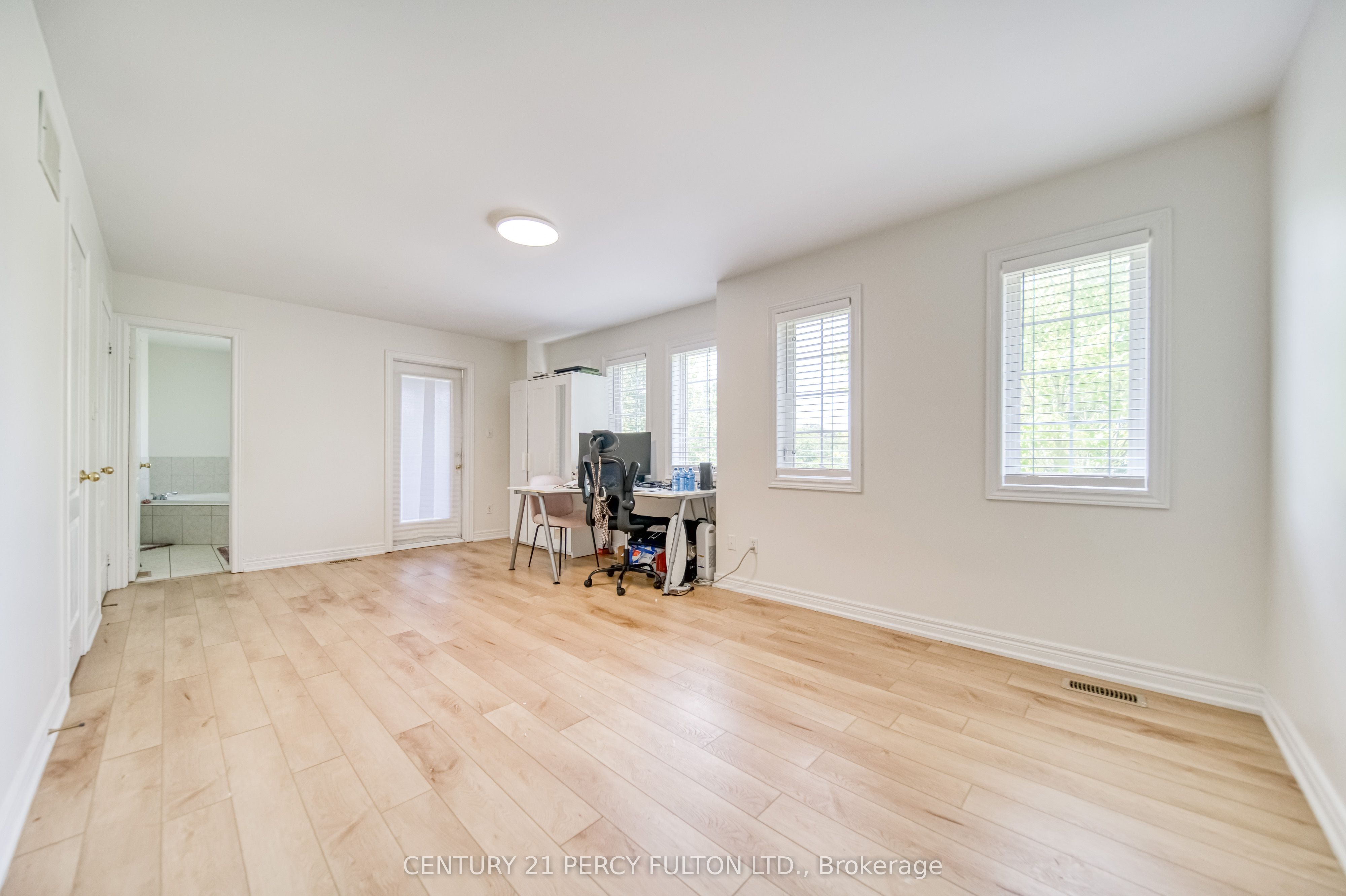 38 Milroy Lane Property Photo 18