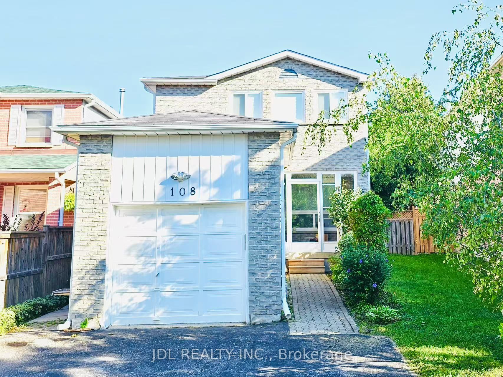 108 Nightstar Drive Property Photo 1