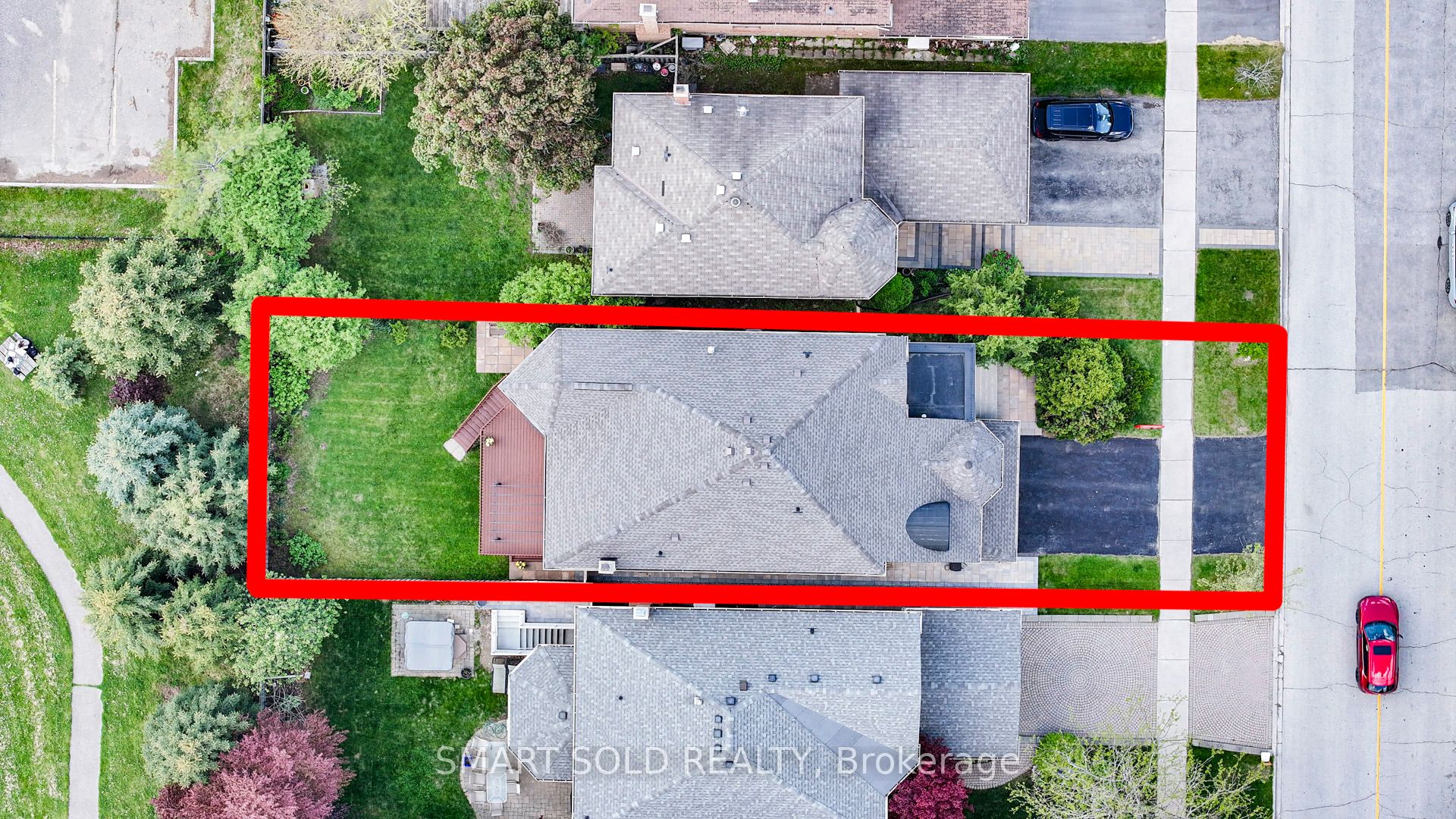 146 Larratt Lane Property Photo 3