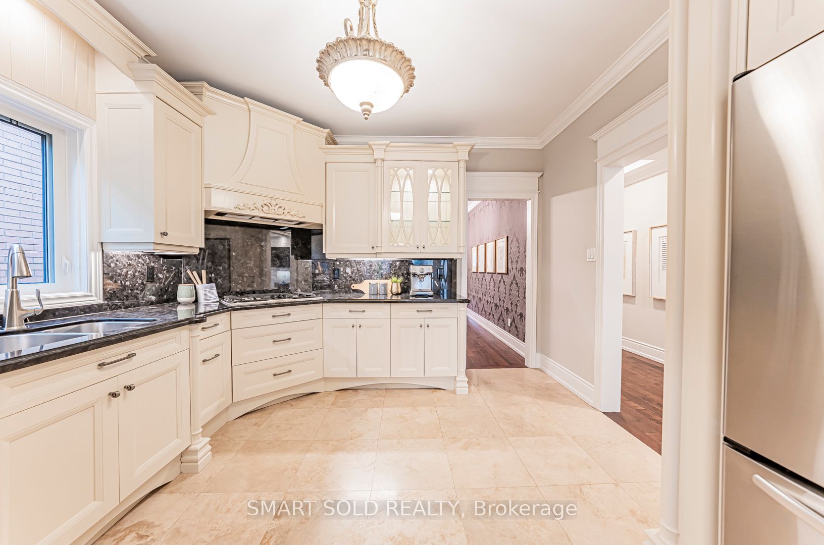 146 Larratt Lane Property Photo 18
